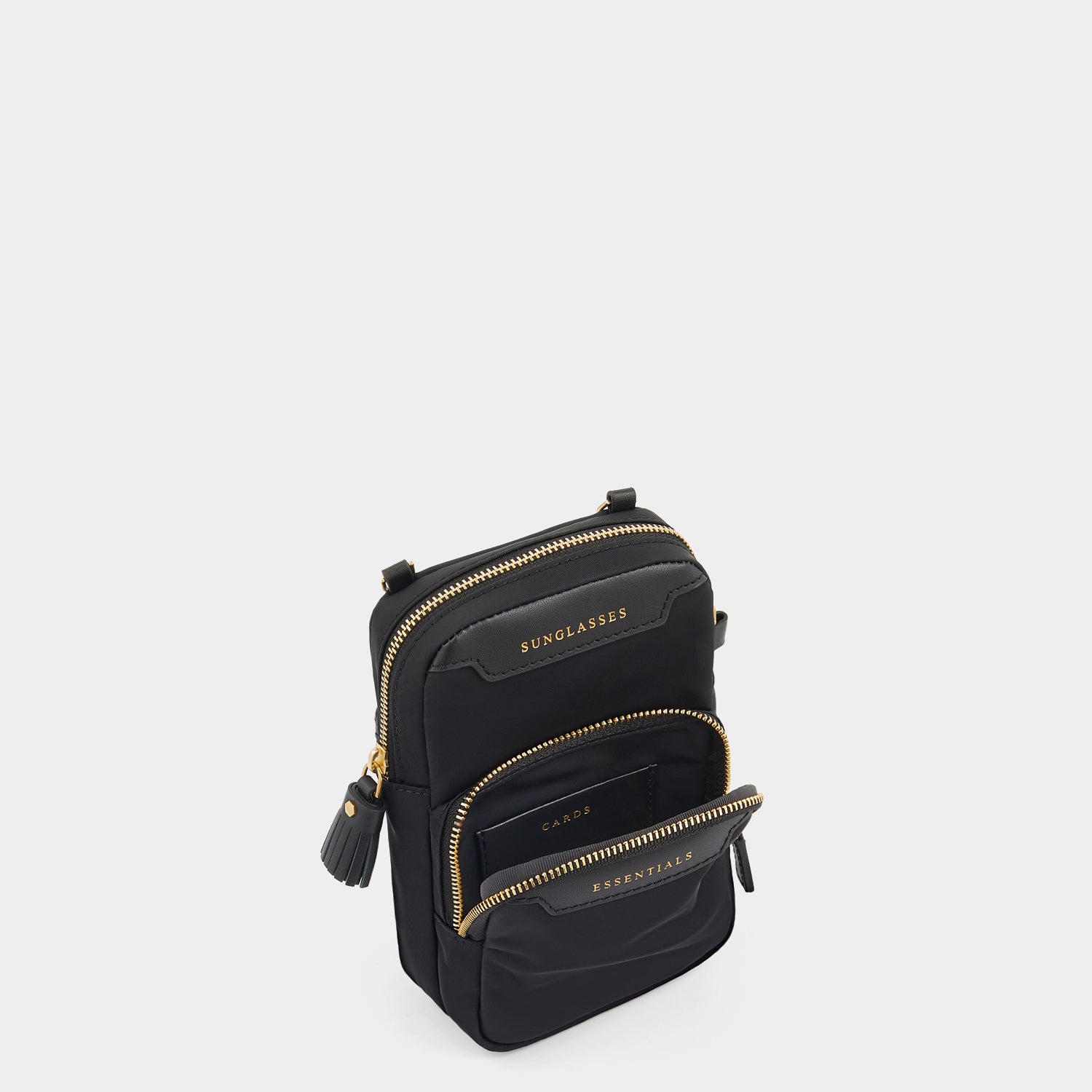 エッセンシャルズ クロスボディ -

          
            Recycled Nylon with PU in Black -
          

          Anya Hindmarch JP
