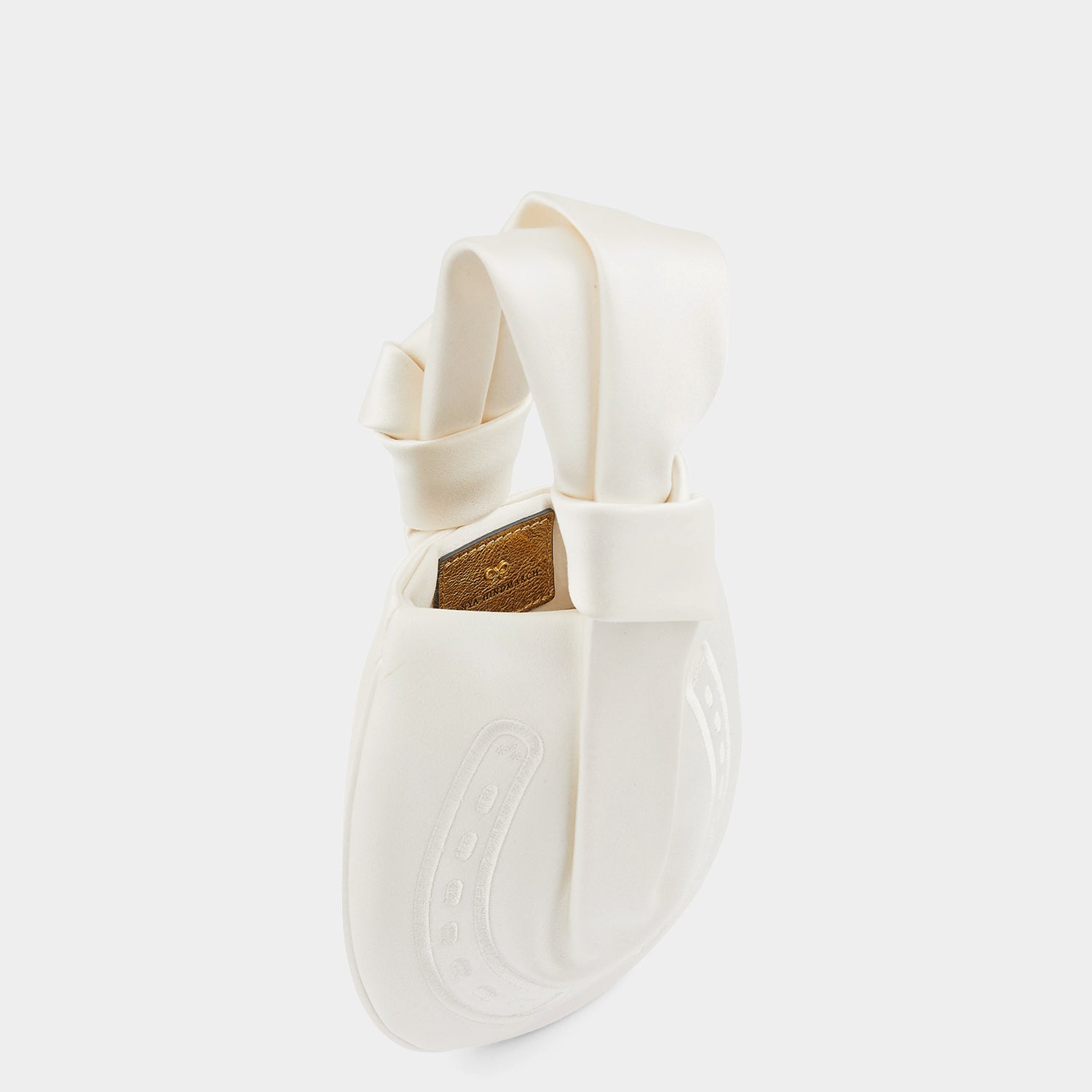 「Tie the Knot」 クラッチ -

          
            Double Faced Satin in Ivory -
          

          Anya Hindmarch JP
