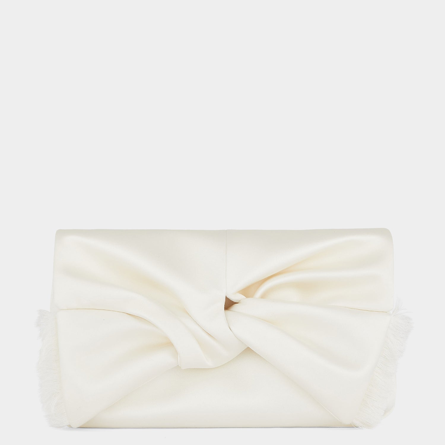 ボウ クラッチ -

          
            Double Faced Satin in Ivory -
          

          Anya Hindmarch JP
