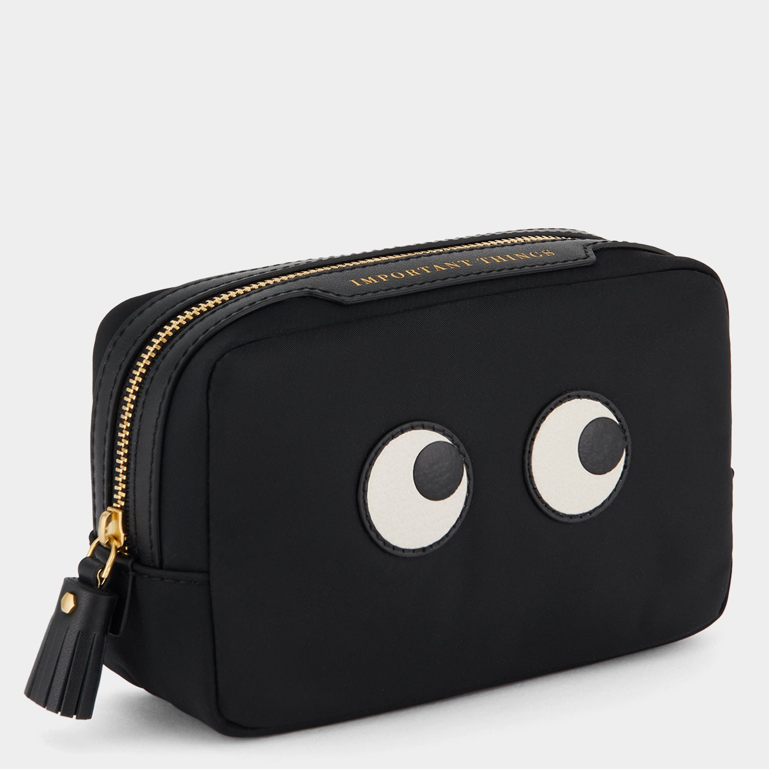 アイズ インポータント シングズ ポーチ -

                  
                    Recycled Nylon with PU in Black -
                  

                  Anya Hindmarch JP
