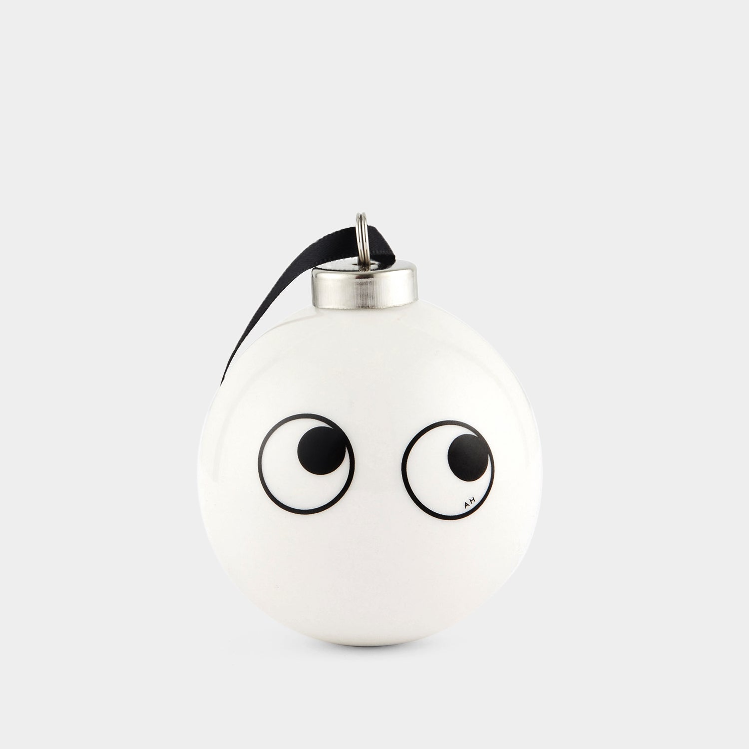 アイズ ボーブル -

                  
                    Ceramic in Chalk -
                  

                  Anya Hindmarch JP
