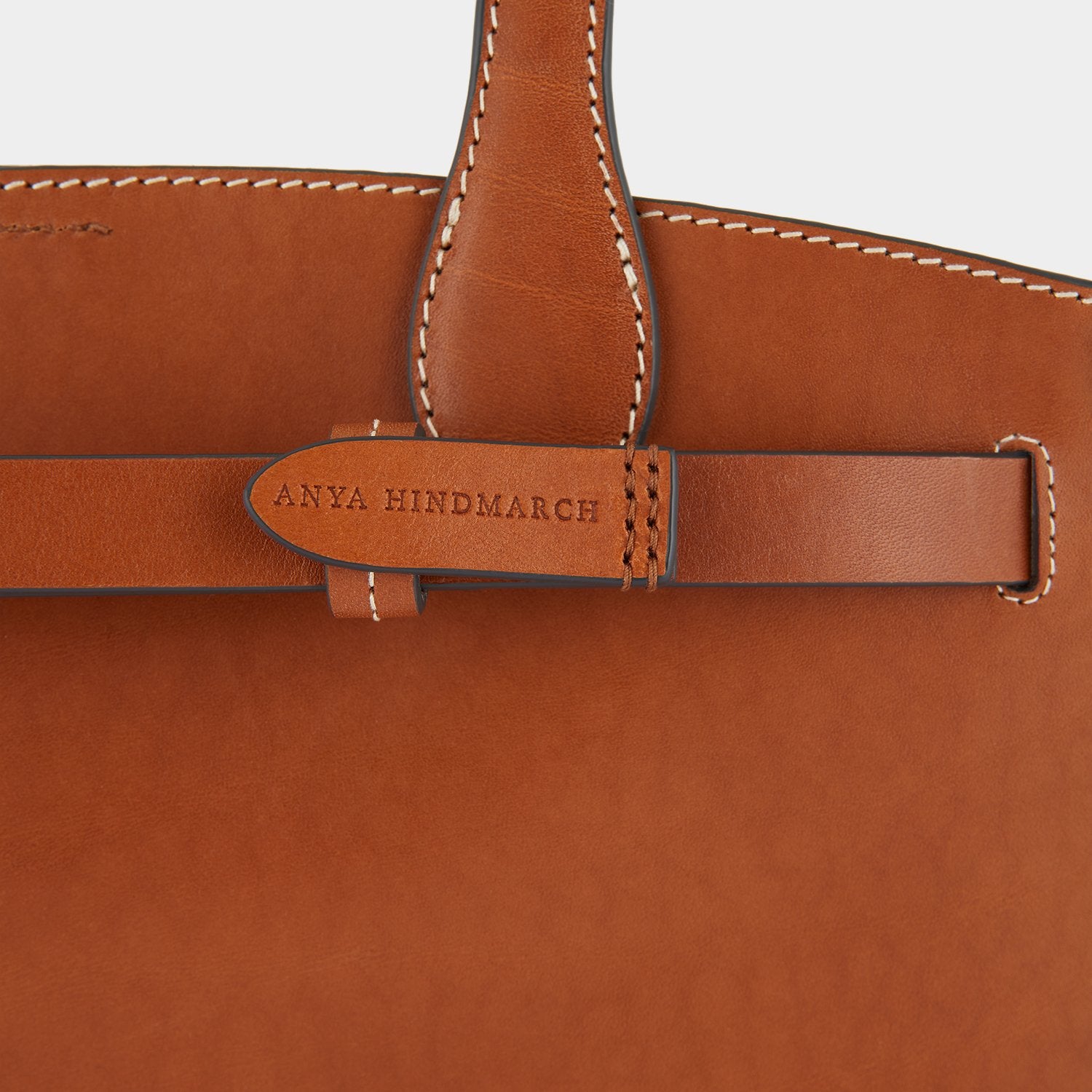 「Return to Nature」 トート スモール -

                  
                    Compostable Leather in Tan -
                  

                  Anya Hindmarch JP
