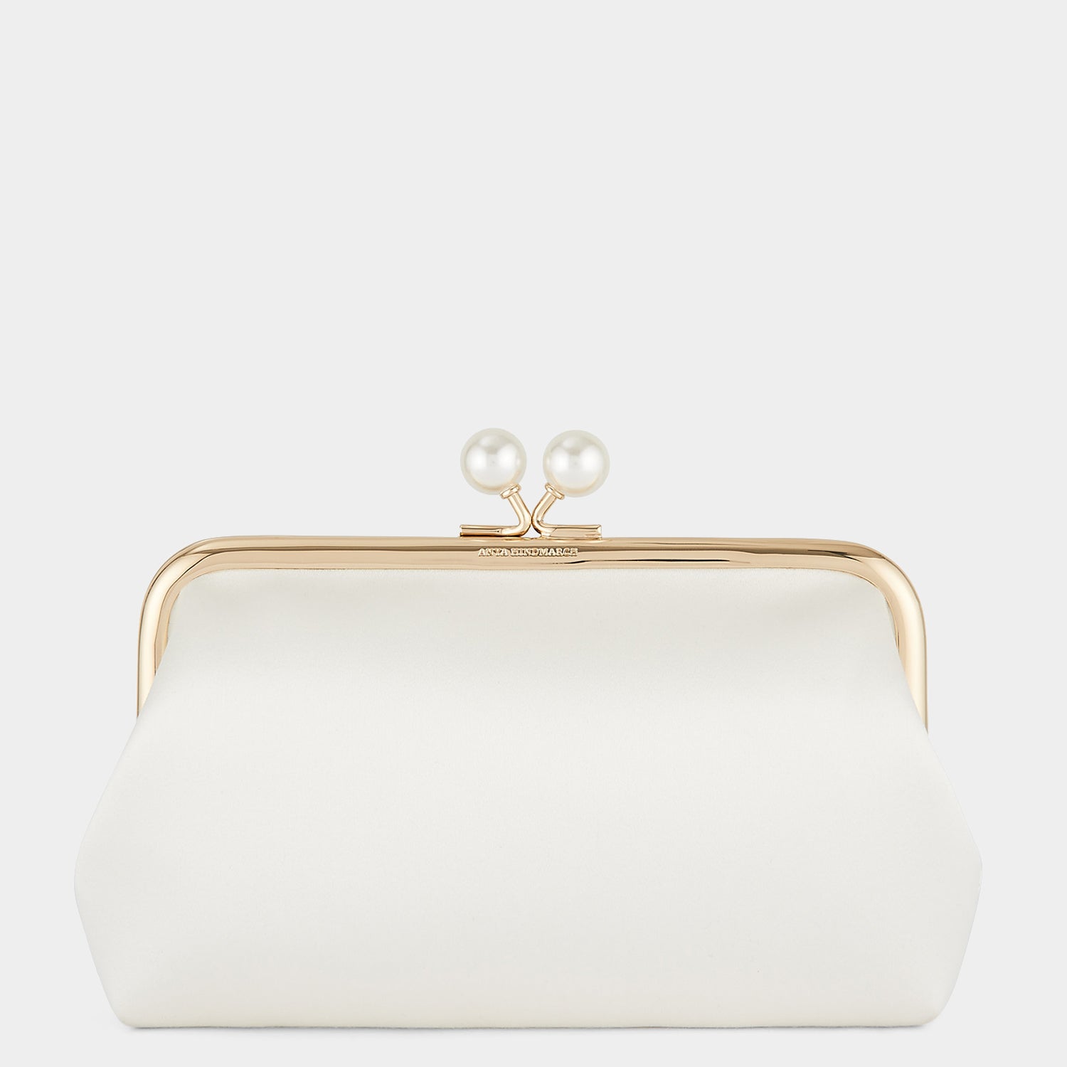 モード タッセル クラッチ パール -

                  
                    Satin -backed SUSTAINABLE in Ivory -
                  

                  Anya Hindmarch JP
