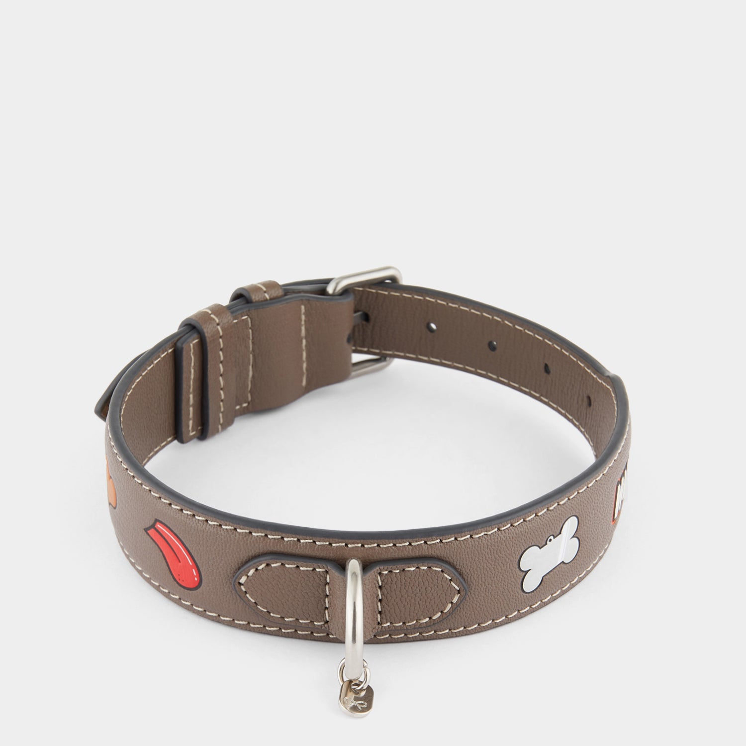 ドッグ カラー ラージ -

                  
                    Grainy Capra in Medium Grey -
                  

                  Anya Hindmarch JP
