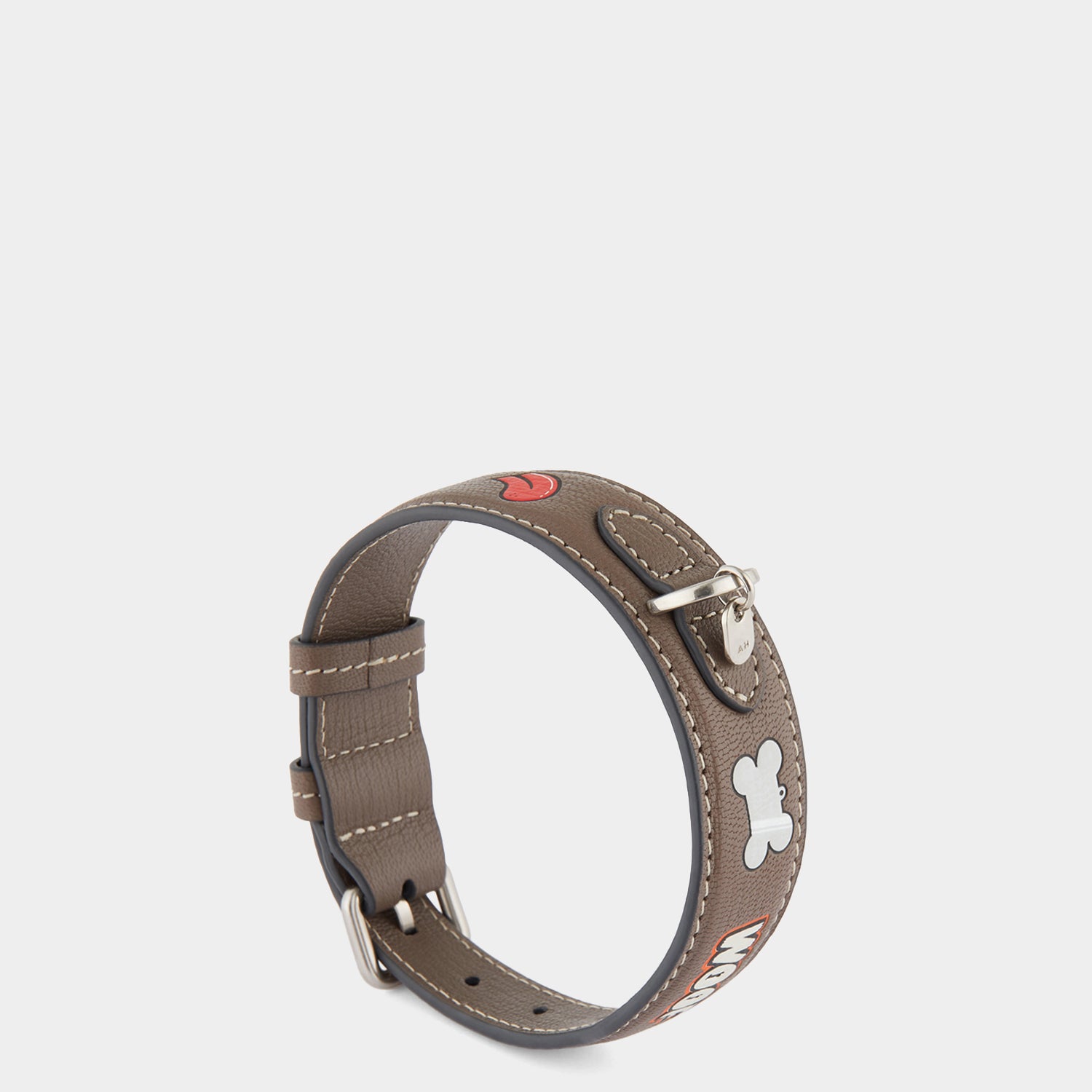 ドッグ カラー スモール -

                  
                    Grainy Capra in Medium Grey -
                  

                  Anya Hindmarch JP
