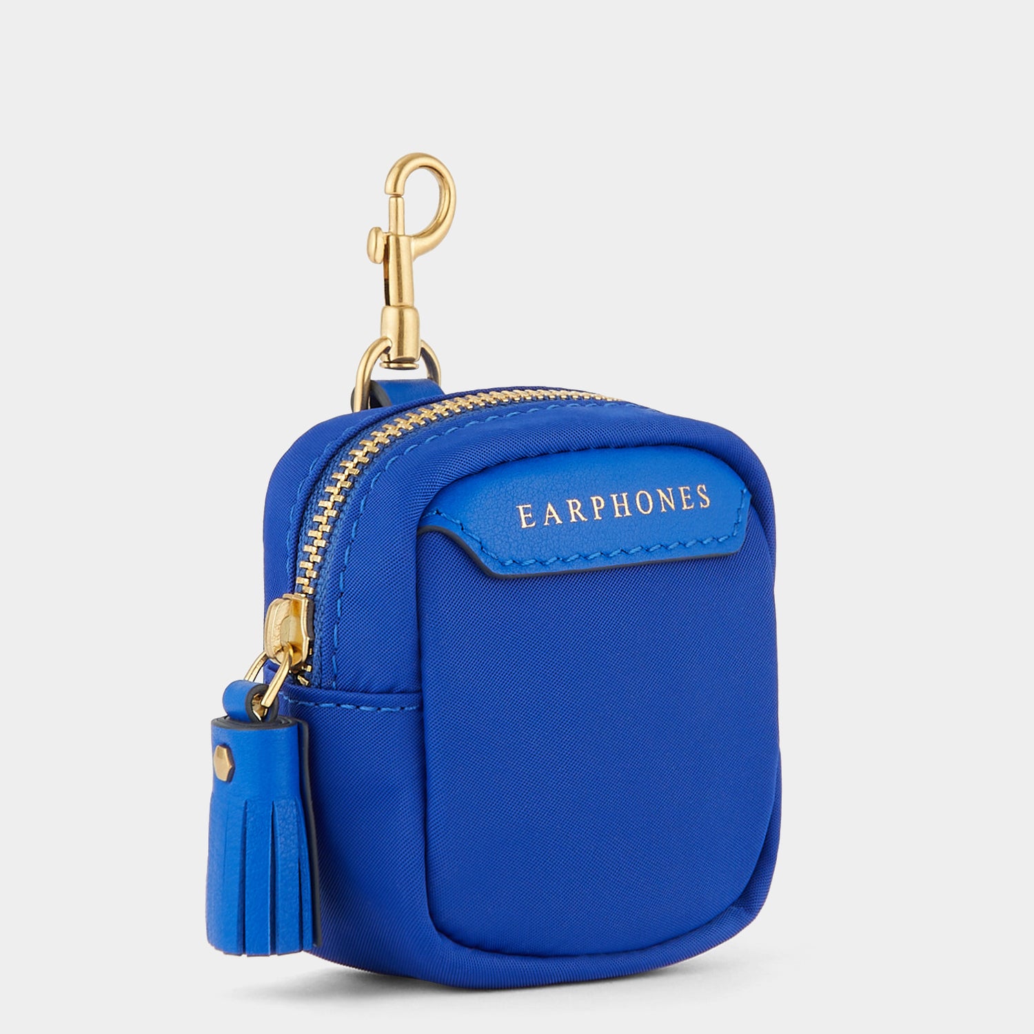 イヤホン ポーチ -

                  
                    ECONYL® Regenerated Nylon in Electric Blue -
                  

                  Anya Hindmarch JP
