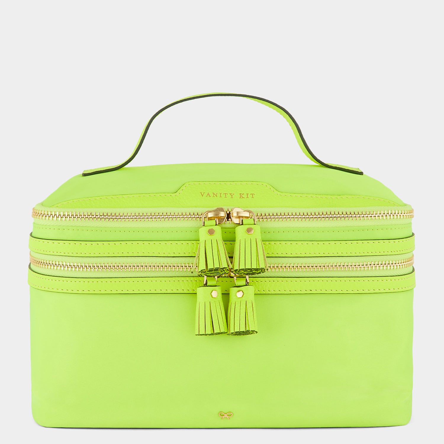 バニティー キット -

                  
                    ECONYL® Regenerated Nylon in Neon Yellow -
                  

                  Anya Hindmarch JP
