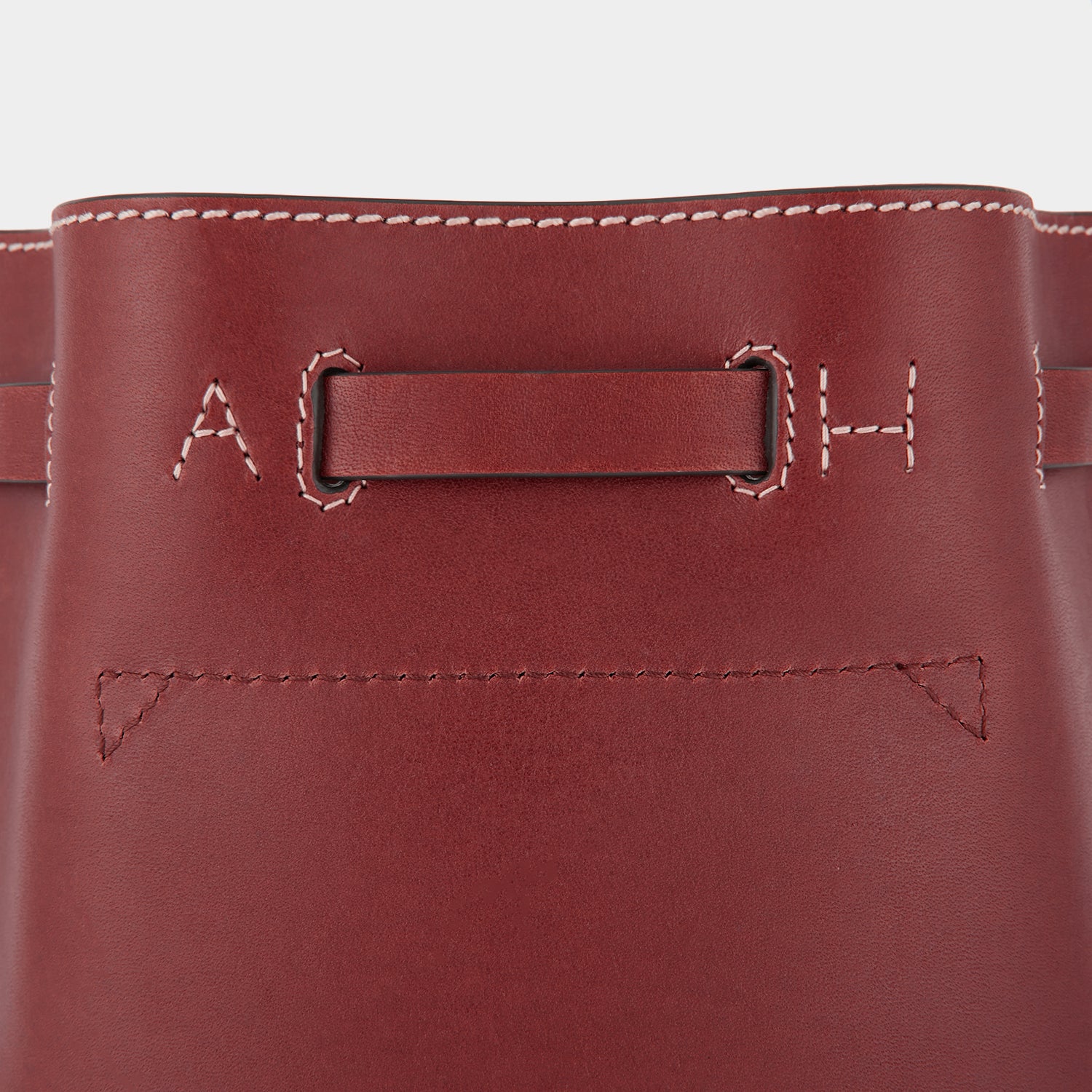 「Return to Nature」バケットバッグ スモール -

                  
                    Compostable Leather in Rosewood -
                  

                  Anya Hindmarch JP
