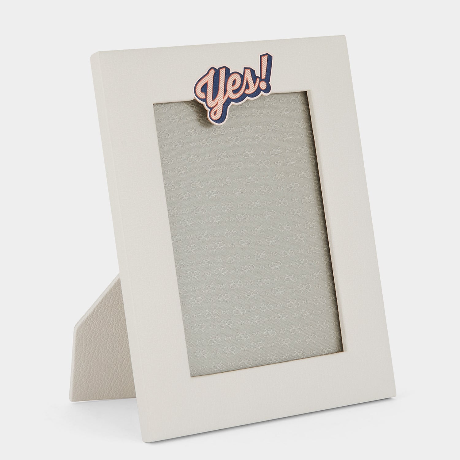 5x7 Yes! ポートレート フレーム -

          
            Capra in Chalk -
          

          Anya Hindmarch JP
