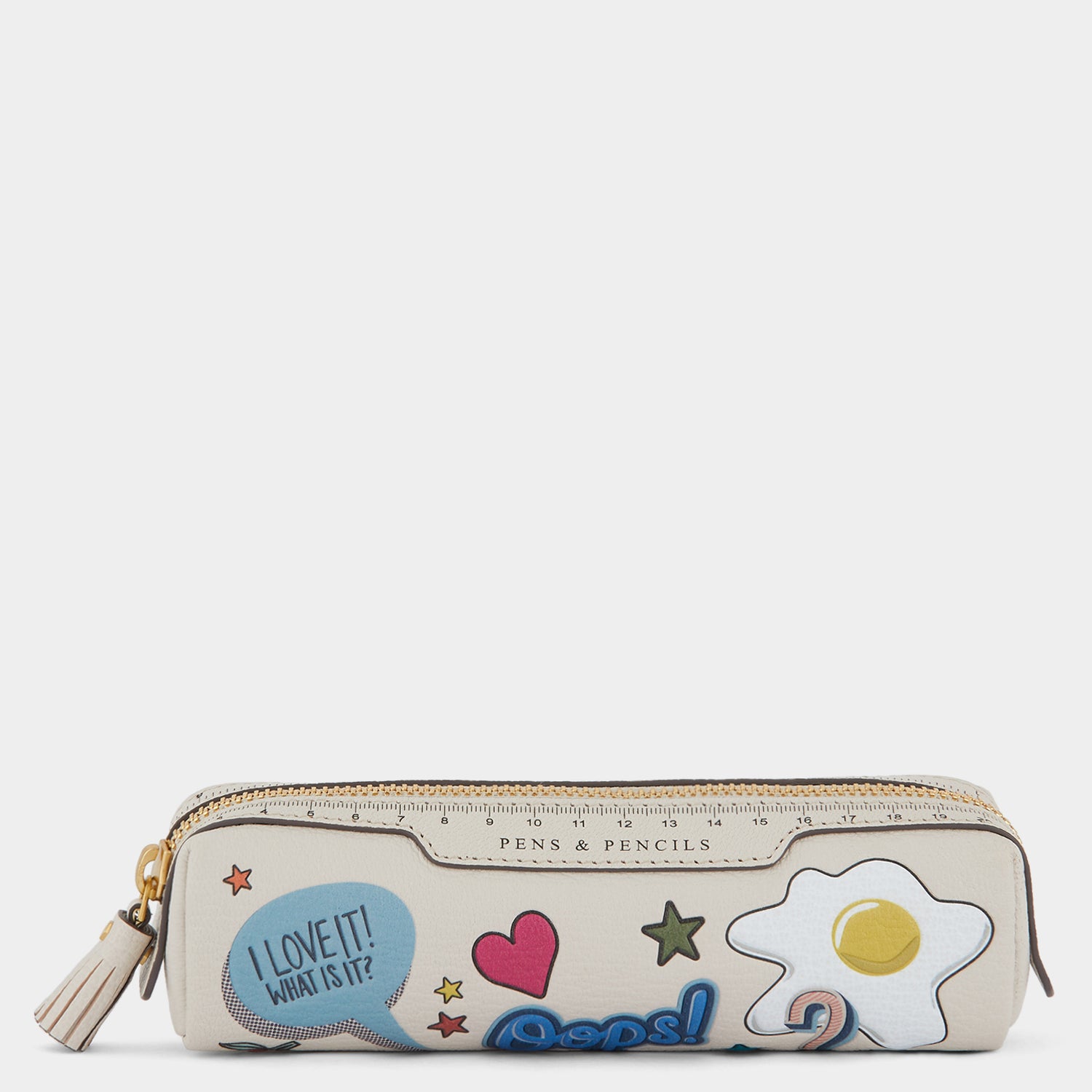 オールオーバーステッカー ペンケース -

                  
                    Shiny Capra in Chalk -
                  

                  Anya Hindmarch JP
