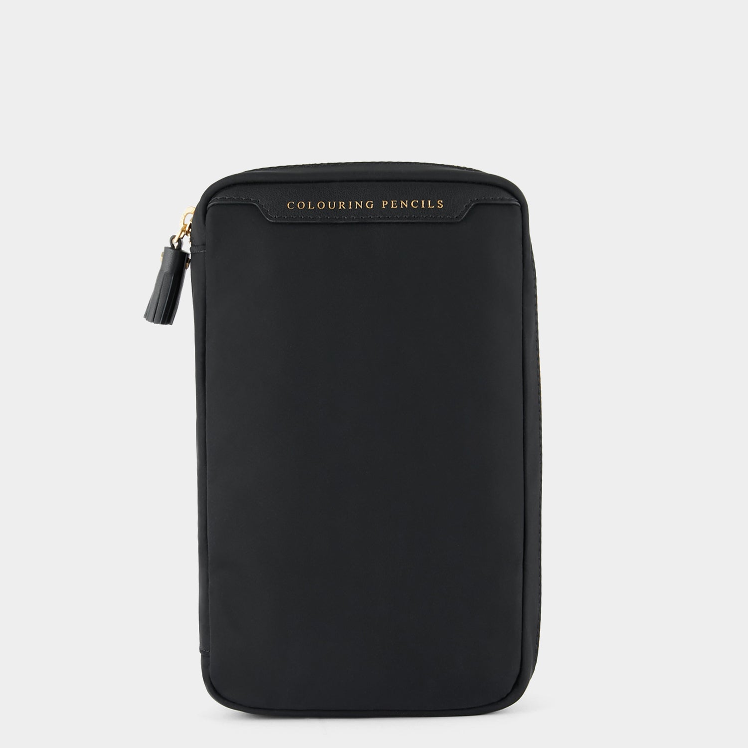 ラージ ペンシル ケース -

                  
                    Recycled Nylon in Black -
                  

                  Anya Hindmarch JP
