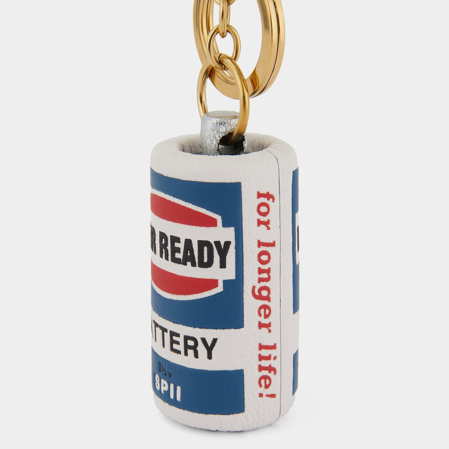 「EVER READY」 チャーム -

                  
                    Shiny Capra in White -
                  

                  Anya Hindmarch JP
