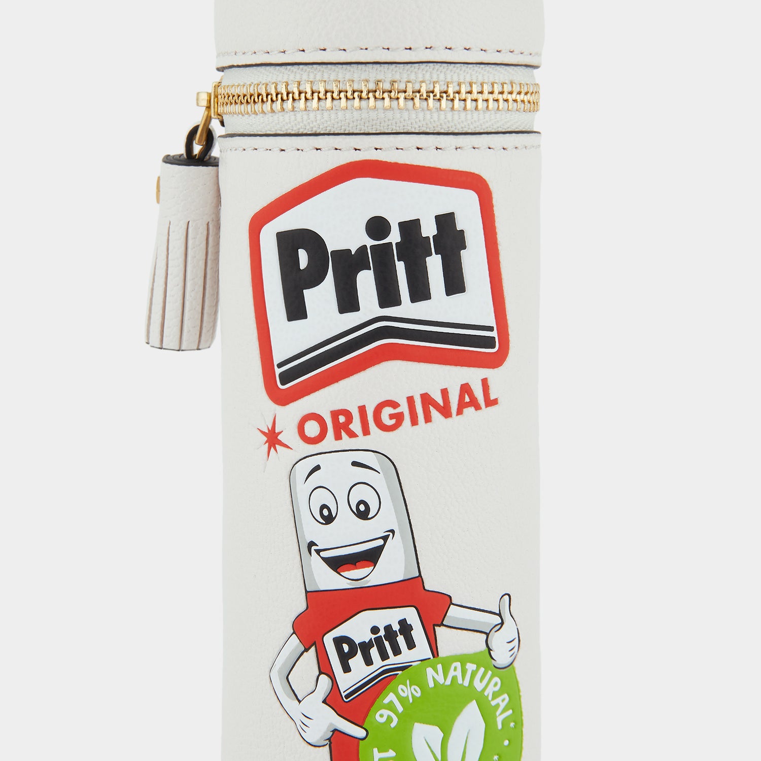 「Pritt Stick」ペンケース -

                  
                    Capra in Optic White -
                  

                  Anya Hindmarch JP
