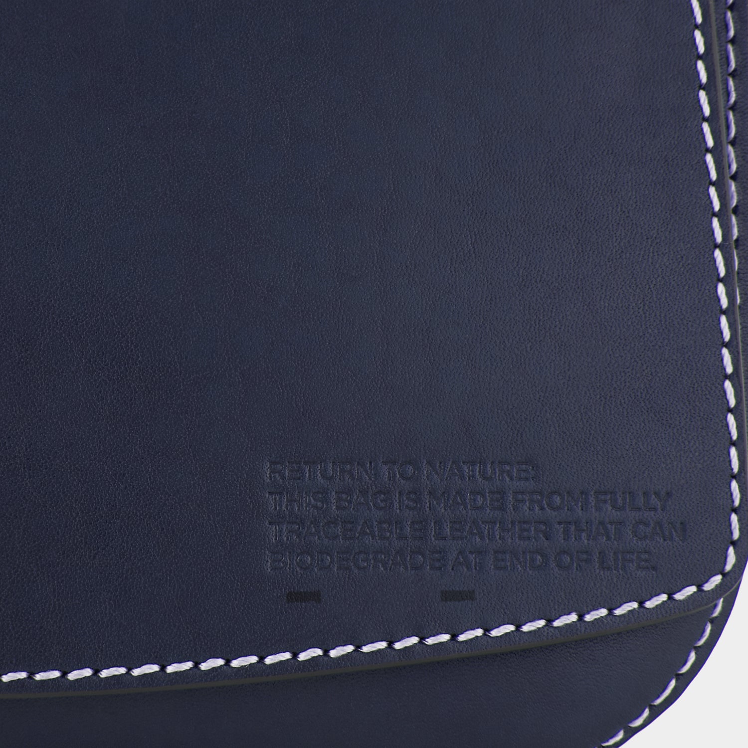 「Return to Nature」 クロスボディ -

                  
                    Compostable Leather in Marine -
                  

                  Anya Hindmarch JP
