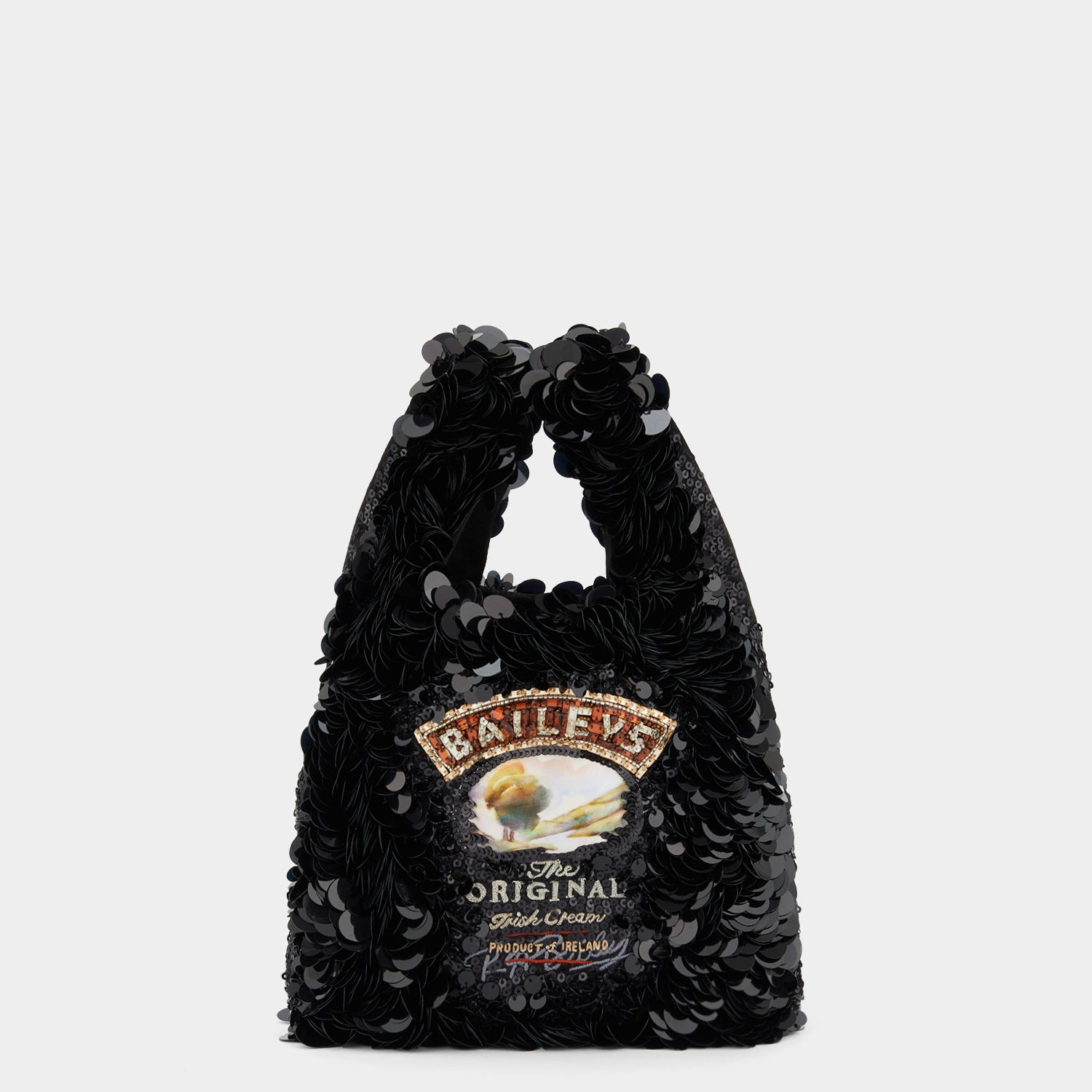 「ベイリーズ」 トート -

                  
                    Recycled Satin in Black -
                  

                  Anya Hindmarch JP

