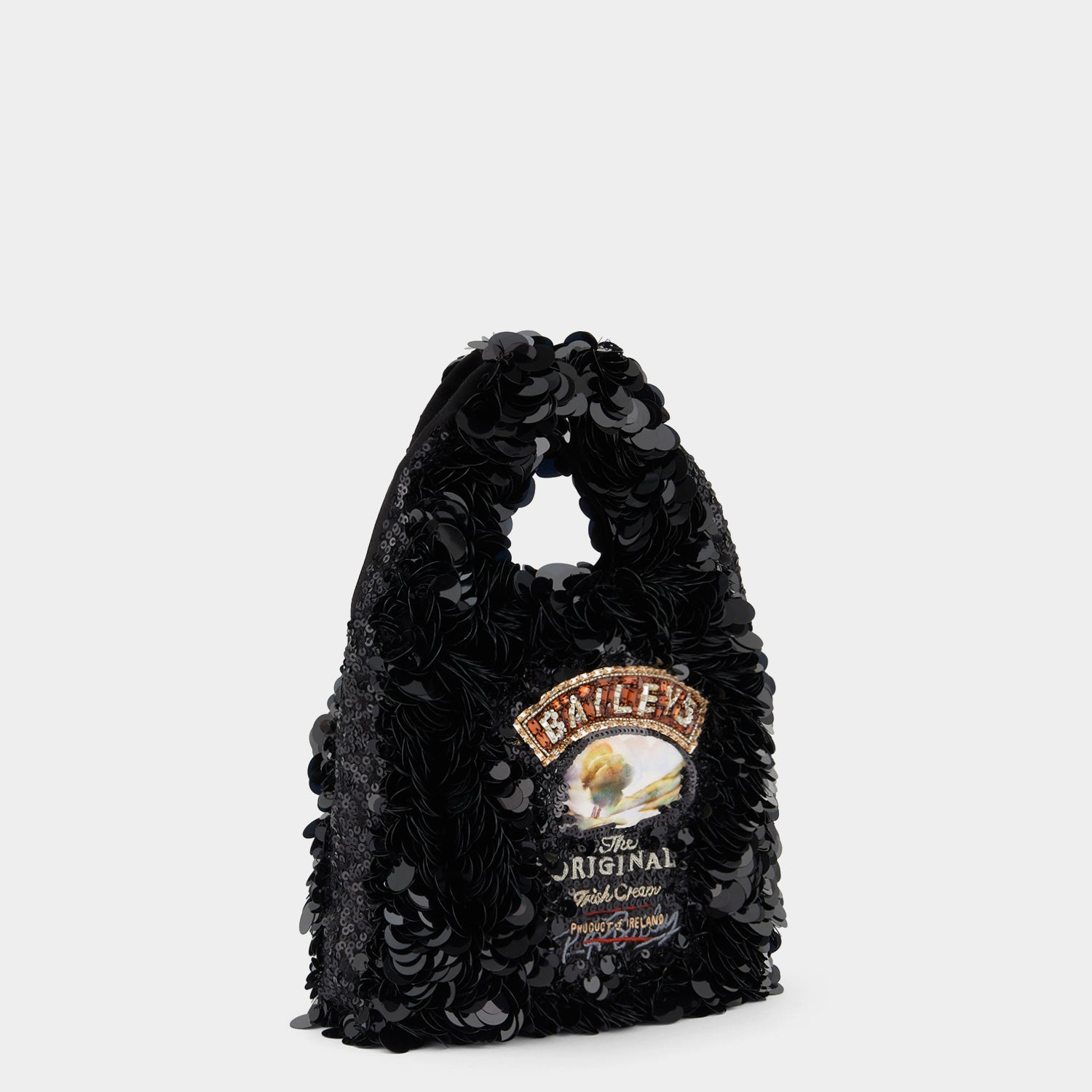 「ベイリーズ」 トート -

                  
                    Recycled Satin in Black -
                  

                  Anya Hindmarch JP
