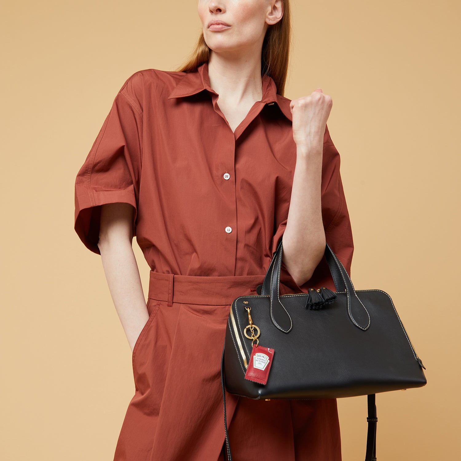 ウェッジ クロスボディ -

                  
                    Classic Calf in Black -
                  

                  Anya Hindmarch JP
