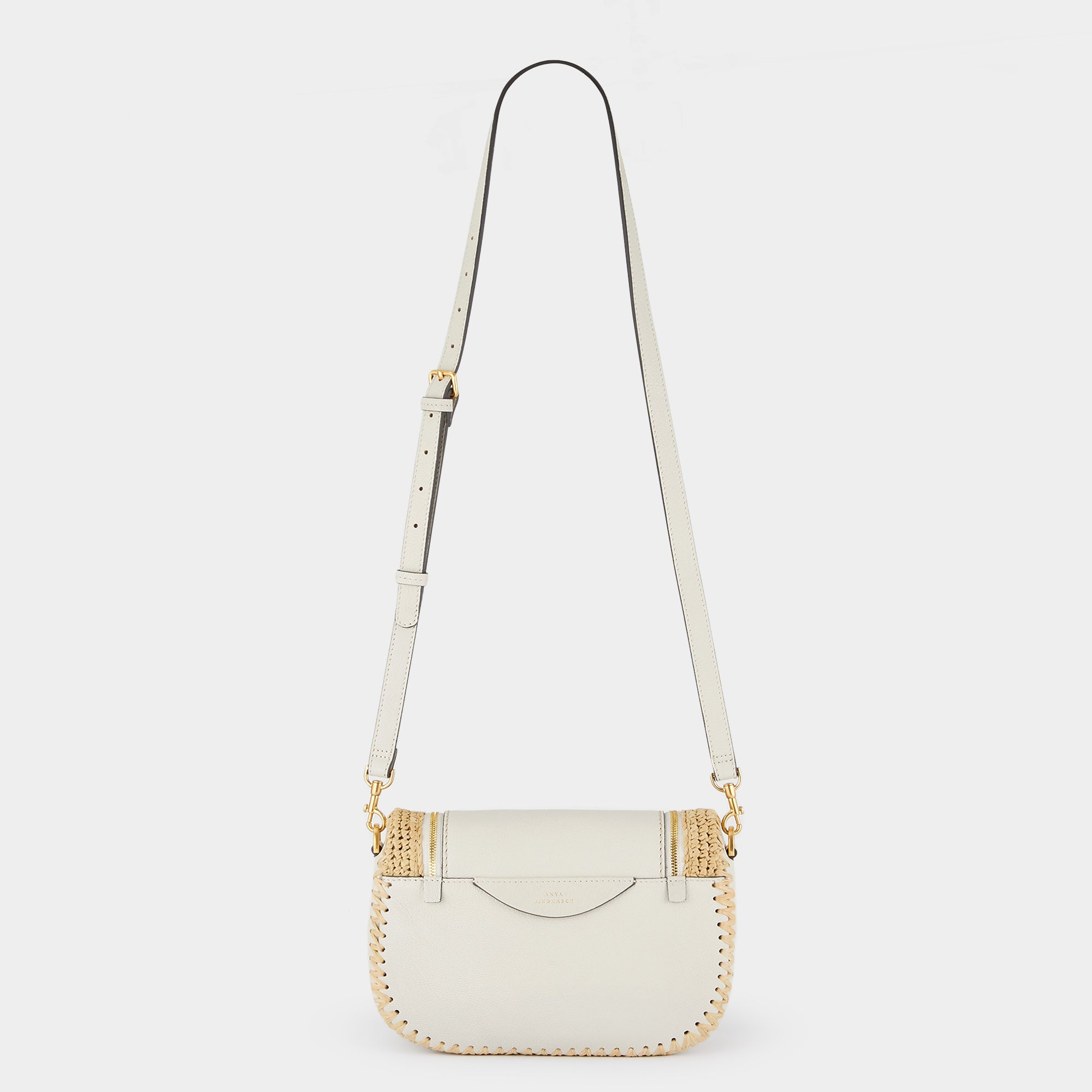 ヴィア ソフト サッチェル スモール -

                  
                    Capra Leather in Chalk -
                  

                  Anya Hindmarch JP
