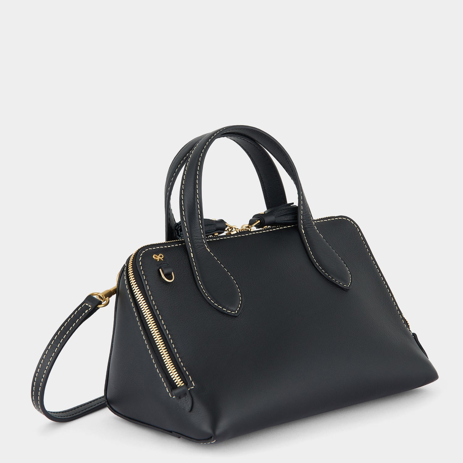 ウェッジ クロスボディ スモール -

                  
                    Classic Calf in Black -
                  

                  Anya Hindmarch JP
