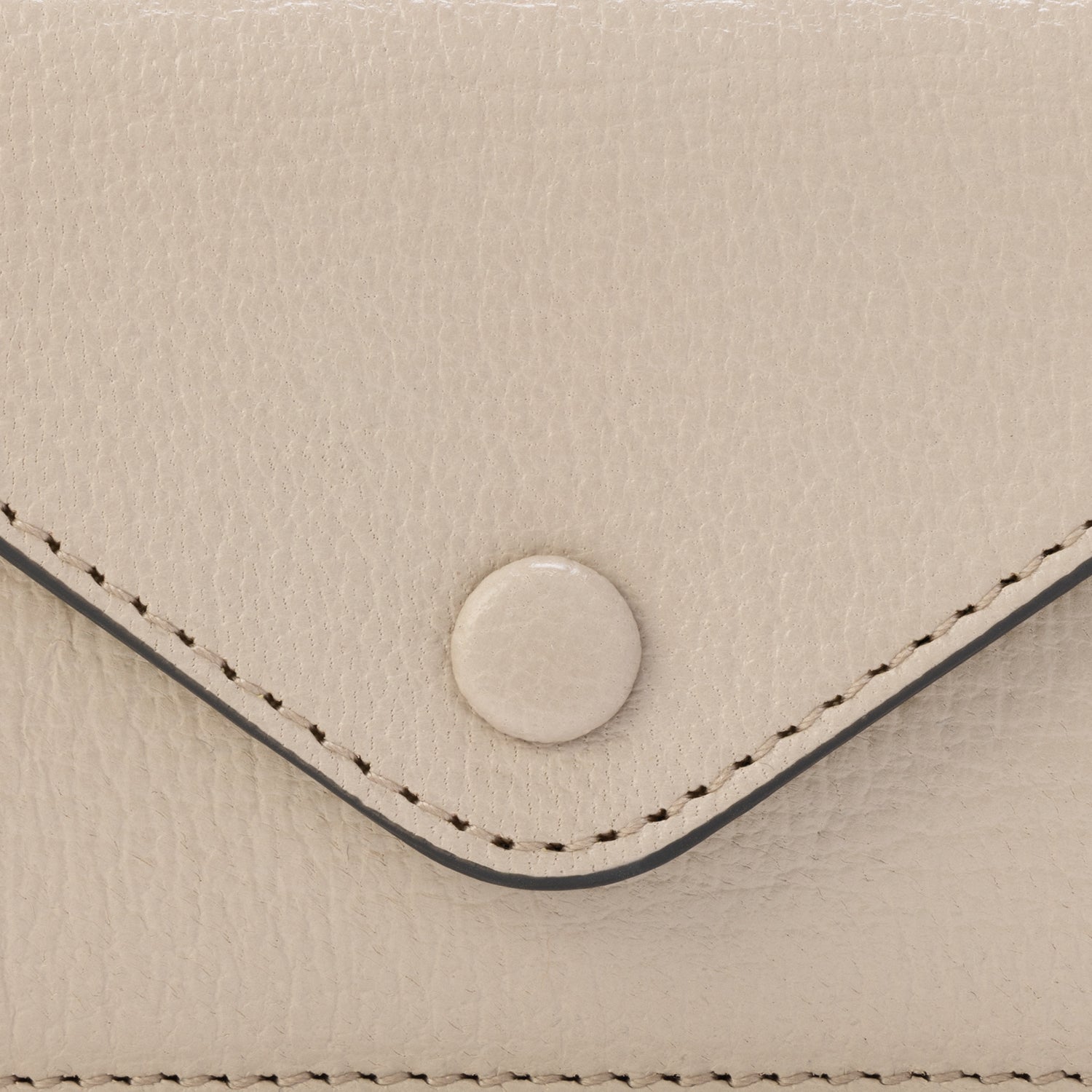 エンベロープ カードケース -

                  
                    Capra in Grey White -
                  

                  Anya Hindmarch JP

