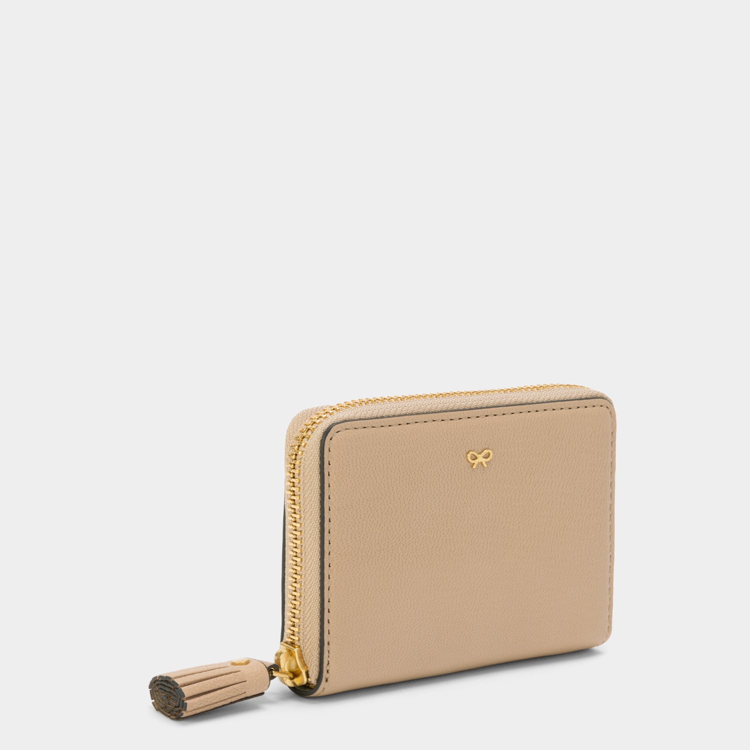 スモール ジップ ラウンド ウォレット -

                  
                    Capra in Light Nude -
                  

                  Anya Hindmarch JP
