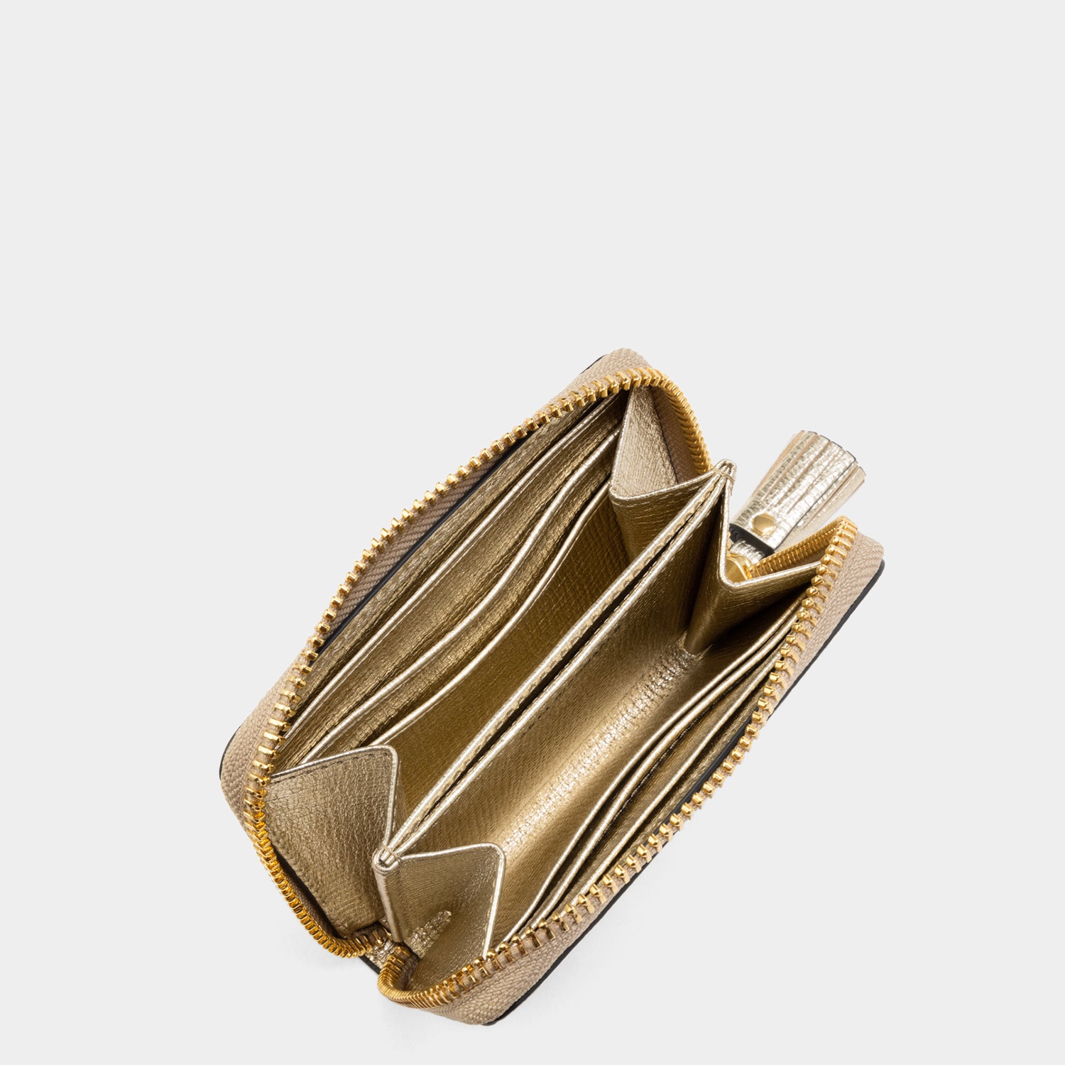 スモール ジップ ラウンド ウォレット -

                  
                    Metallic Capra in Pale Gold -
                  

                  Anya Hindmarch JP
