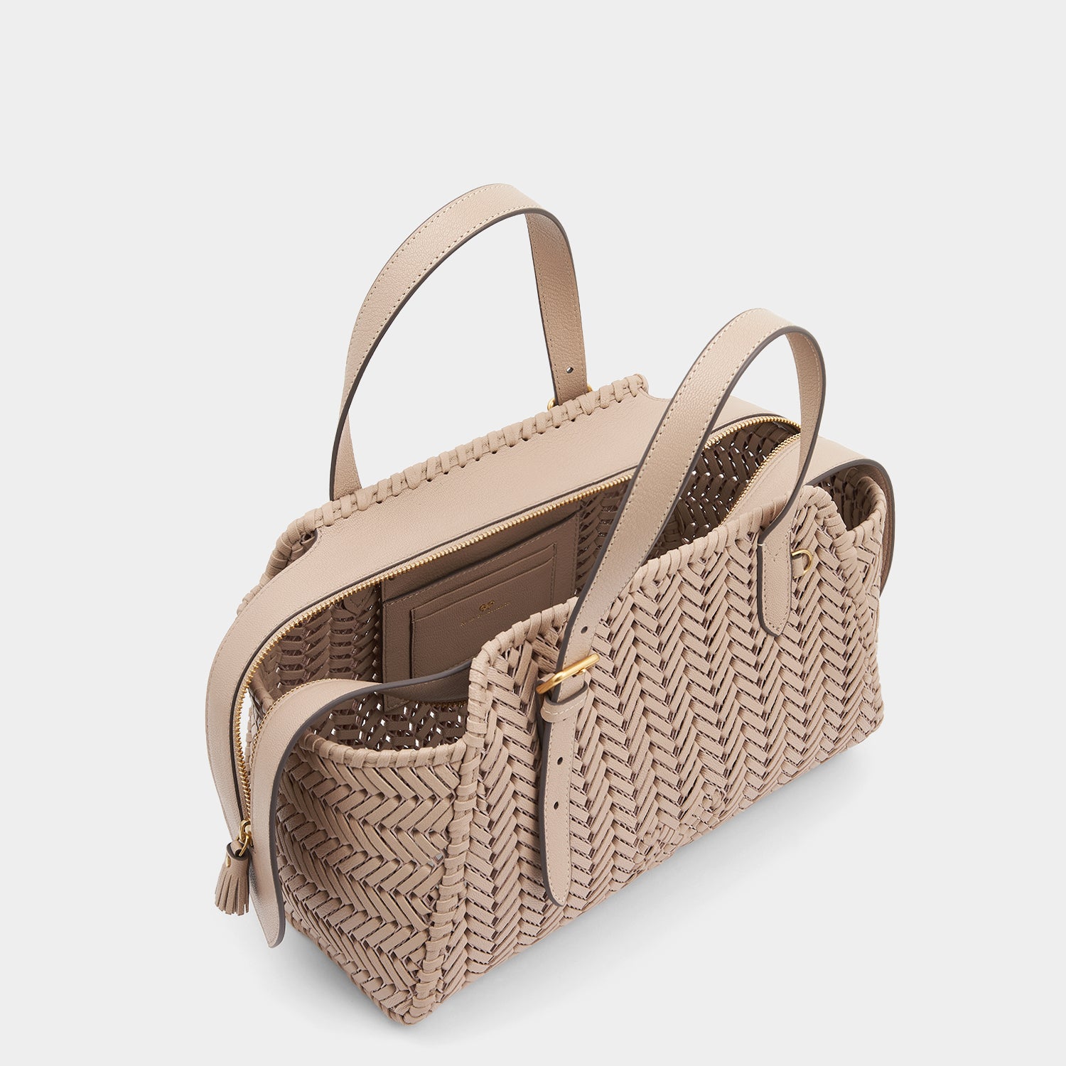 ニーソン ジップトップ バッグ -

                  
                    Shiny Capra in Light Nude -
                  

                  Anya Hindmarch JP
