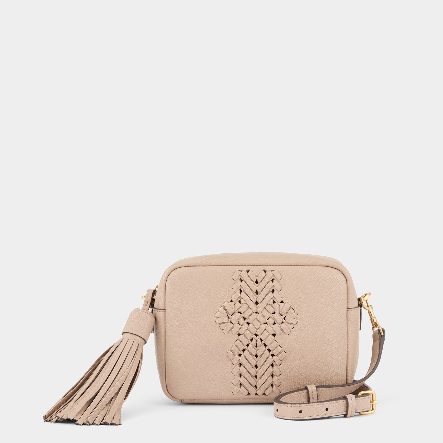 ニーソン タッセル クロスボディ -

                  
                    Shiny Capra in Light Nude -
                  

                  Anya Hindmarch JP
