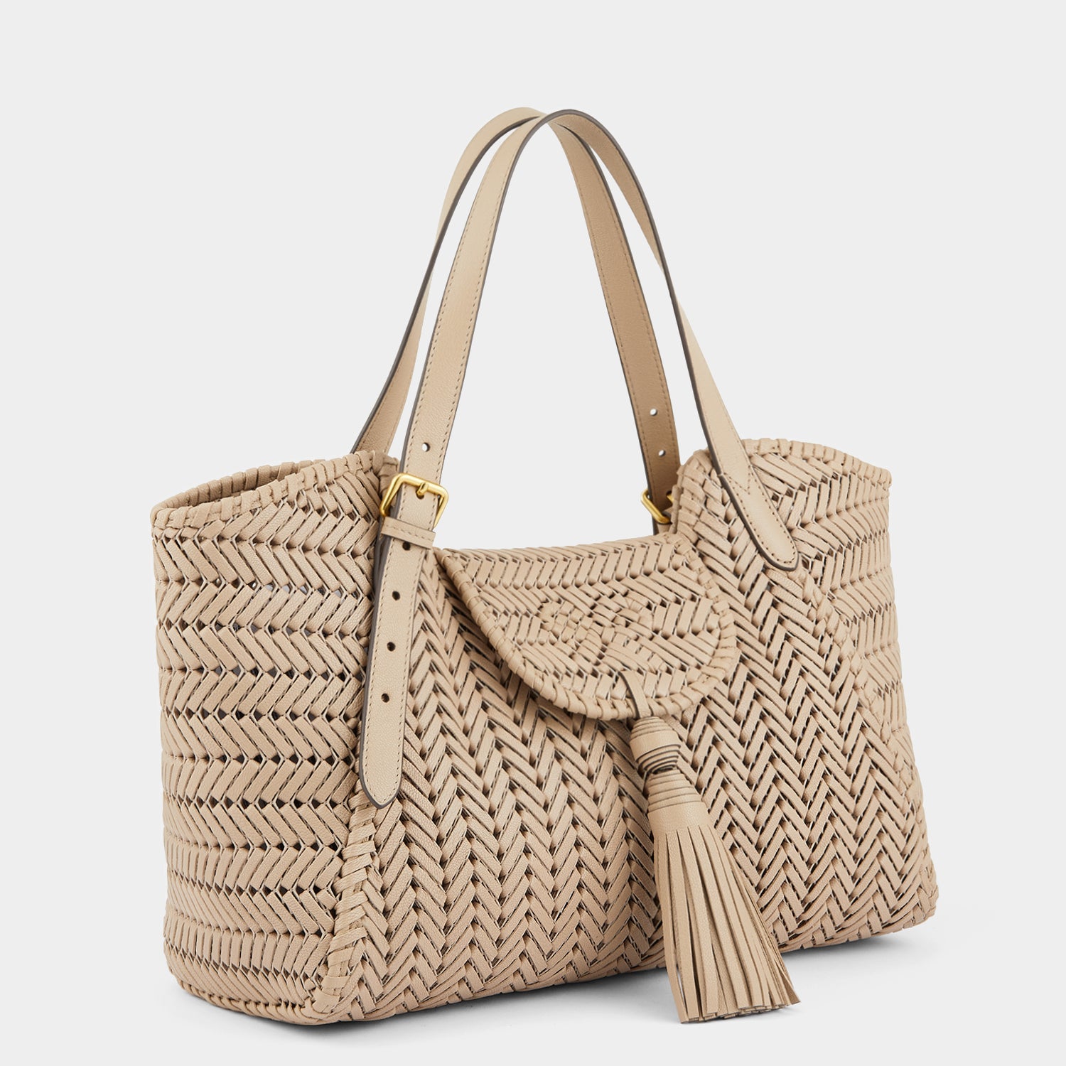 ニーソン タッセル トート -

                  
                    Shiny Capra in Light Nude -
                  

                  Anya Hindmarch JP
