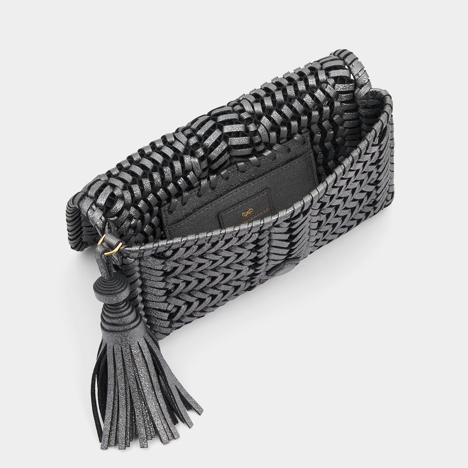 ニーソン タッセル クラッチ -

                  
                    Crinkled Metallic in Anthracite -
                  

                  Anya Hindmarch JP
