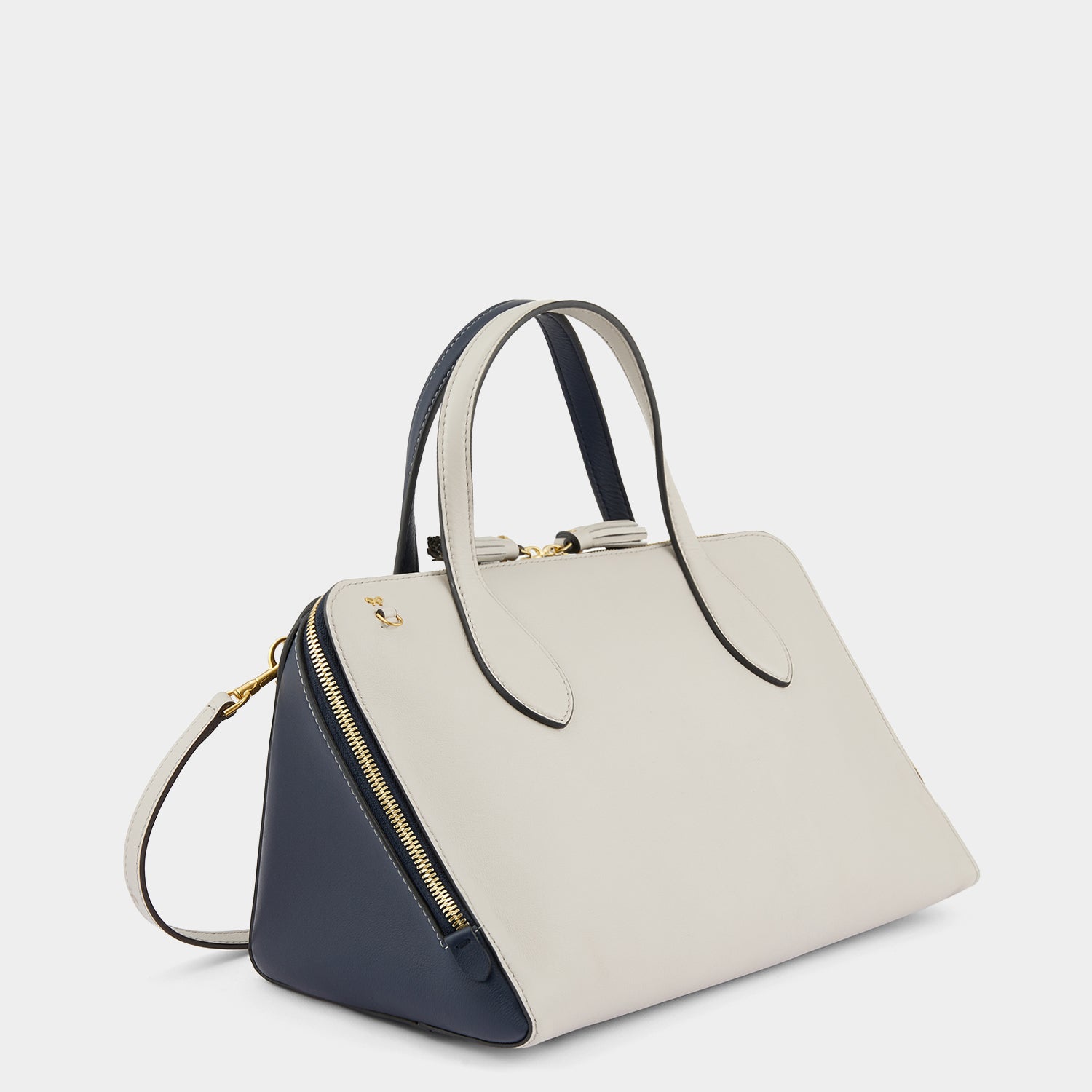 ウェッジ クロスボディ -

                  
                    Classic Calf in Steam -
                  

                  Anya Hindmarch JP
