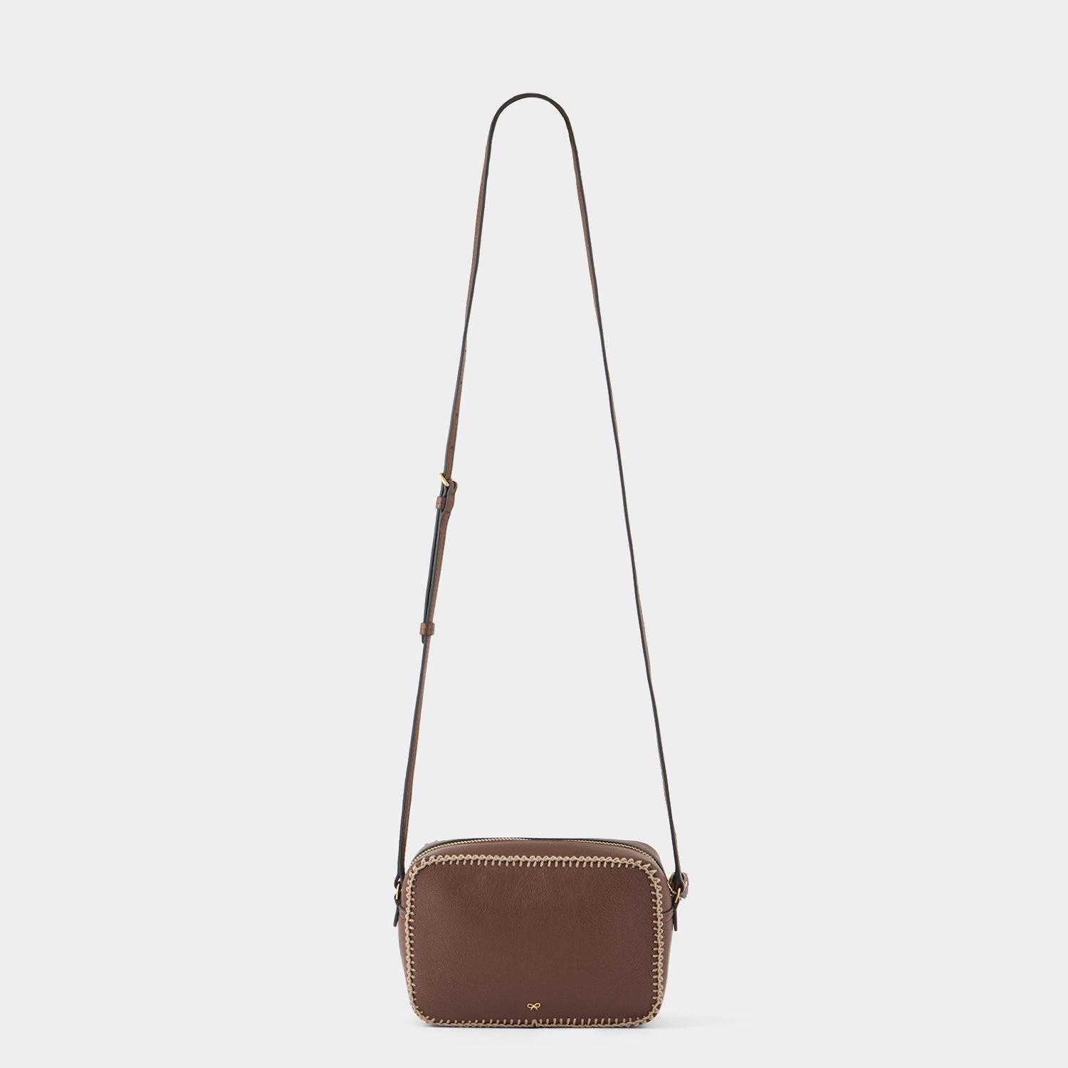 アイズ クロスボディ -

                  
                    Suede in Truffle -
                  

                  Anya Hindmarch JP
