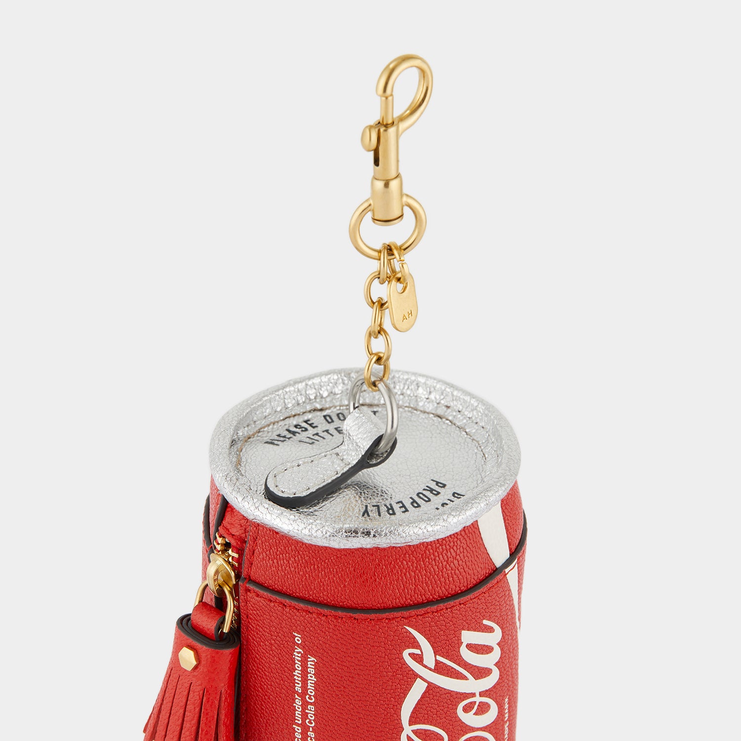 「Coca Cola」 コイン パース -

                  
                    Shiny Capra in Bright Red -
                  

                  Anya Hindmarch JP
