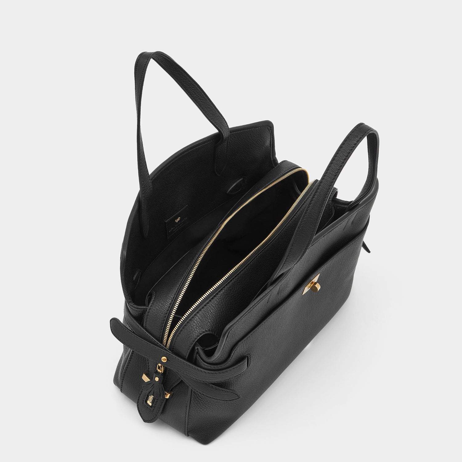 ウィルソン -

                  
                    Grain Leather in Black -
                  

                  Anya Hindmarch JP
