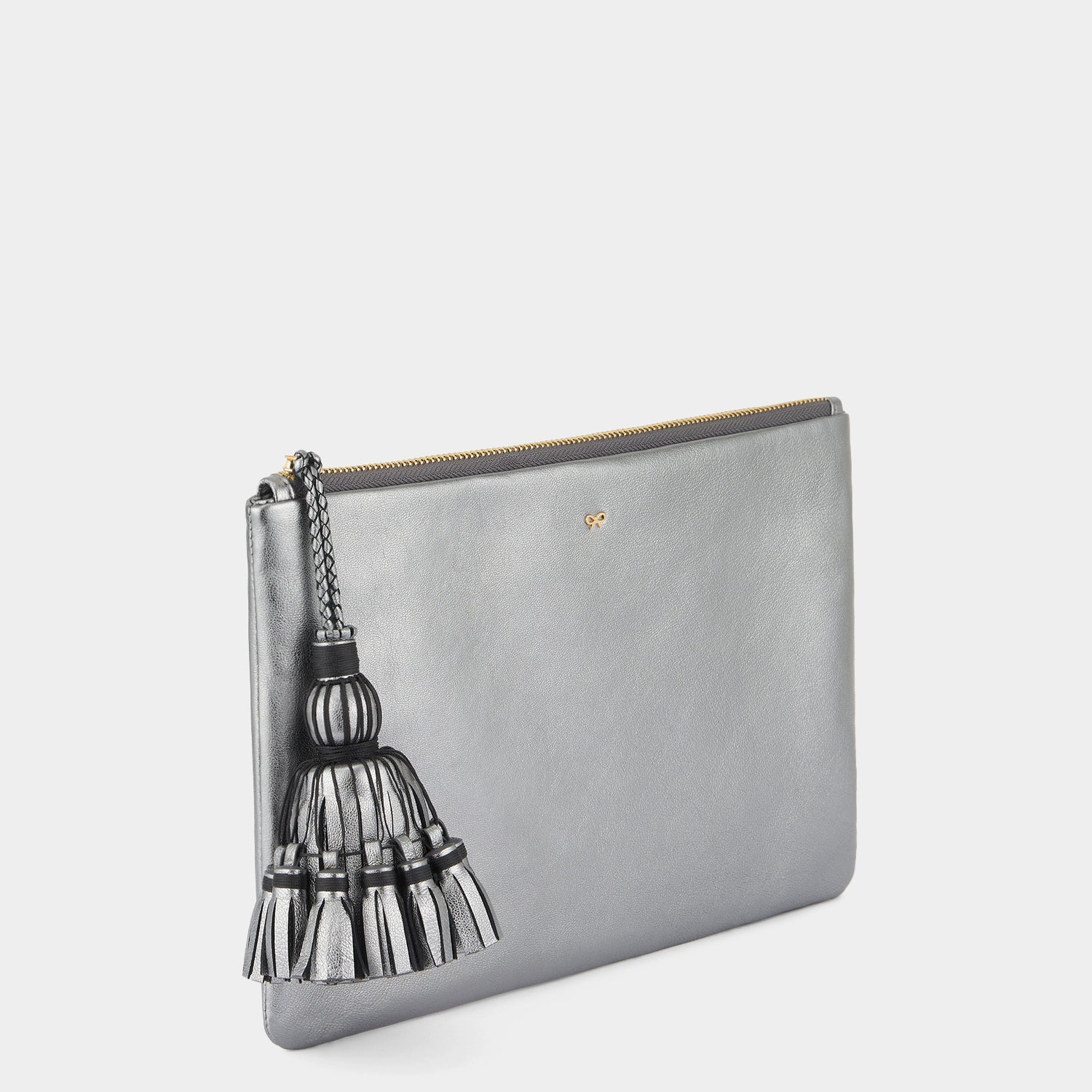 ジョージアナ クラッチ -

                  
                    Metallic Nappa in Steel -
                  

                  Anya Hindmarch JP
