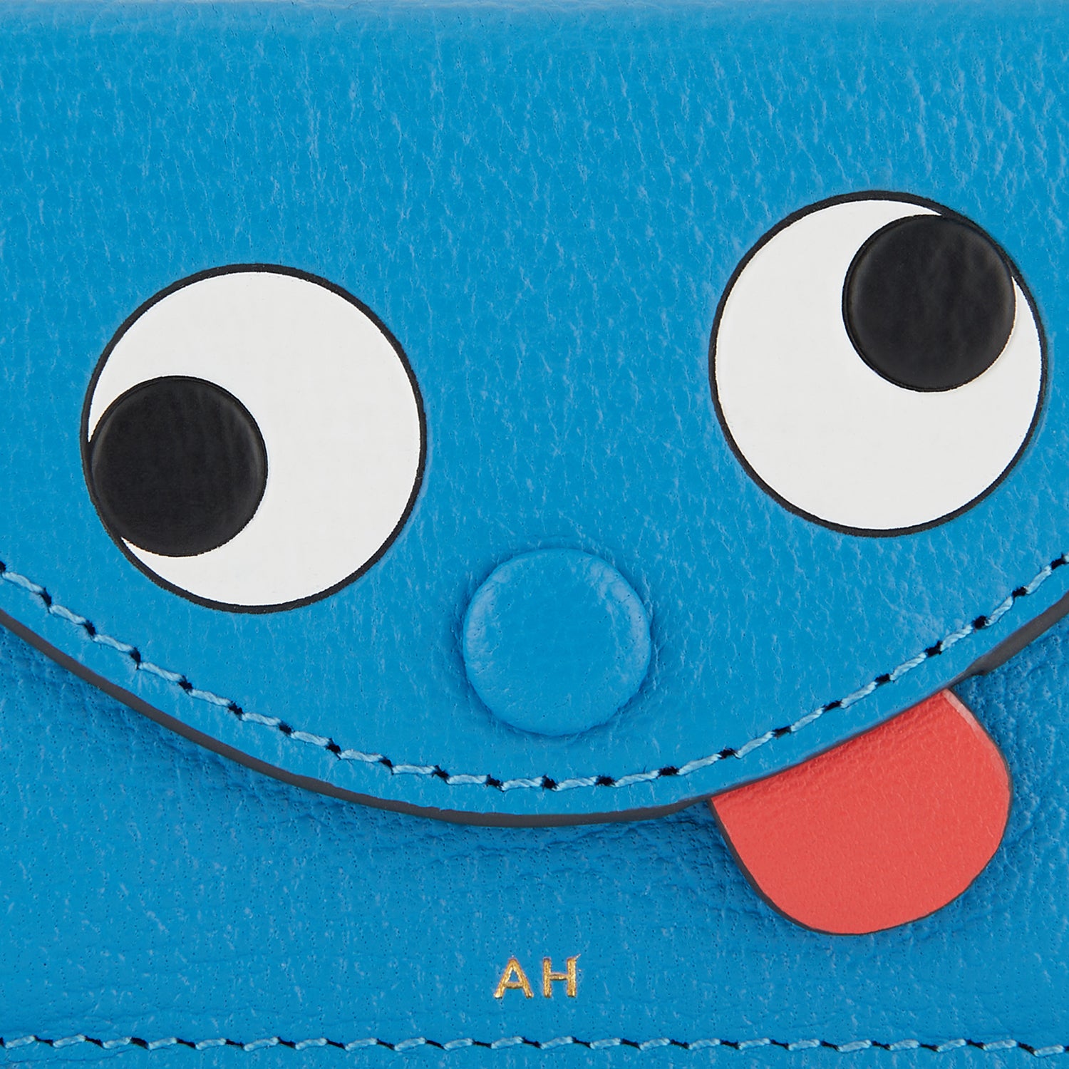 ザニー エンベロープ カードケース -

                  
                    Shiny Capra in Sea Blue -
                  

                  Anya Hindmarch JP
