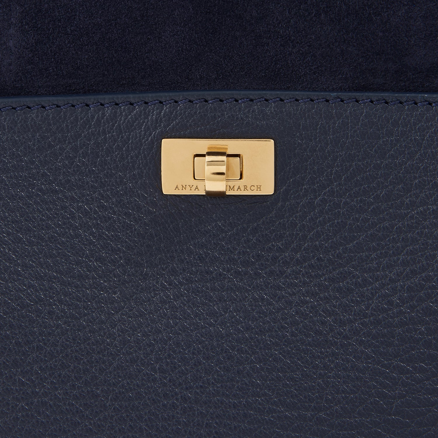 スモール ウィルソン -

                  
                    Shiny Grain in Marine -
                  

                  Anya Hindmarch JP
