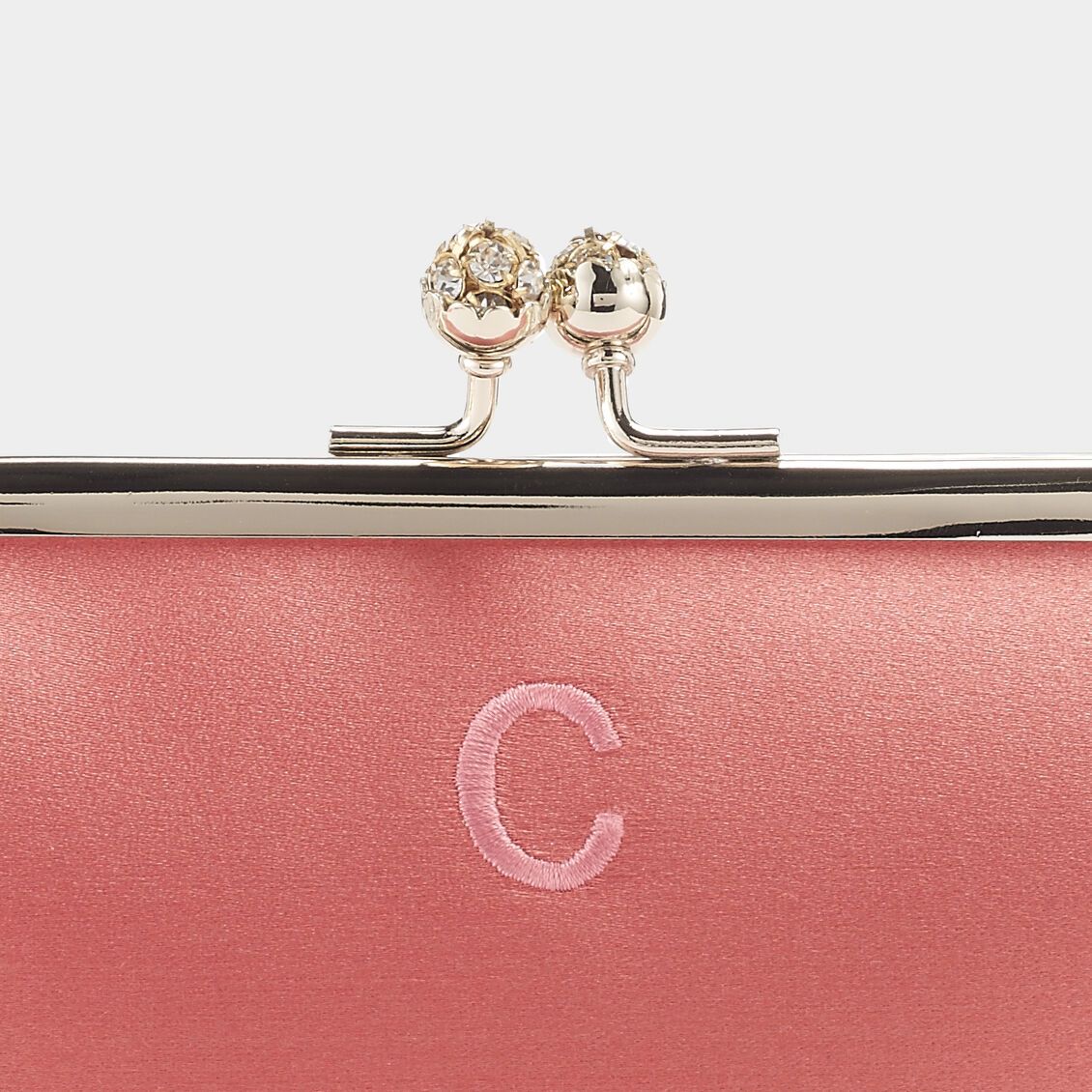 ビスポーク モード -

                  
                    Satin in Coral -
                  

                  Anya Hindmarch JP
