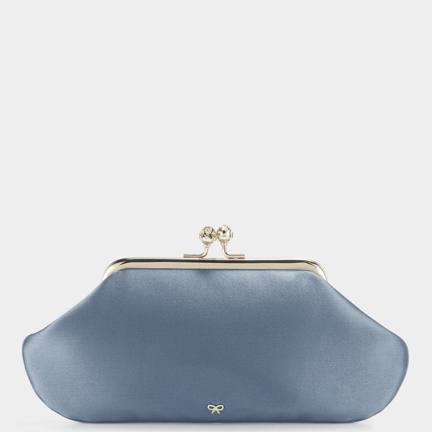 ビスポーク モード -

                  
                    Satin in Sky Blue -
                  

                  Anya Hindmarch JP
