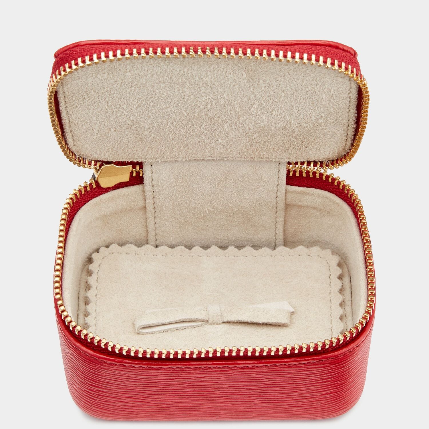 ビスポーク キープセイク ボックス スモール -

                  
                    London Grain in Red -
                  

                  Anya Hindmarch JP
