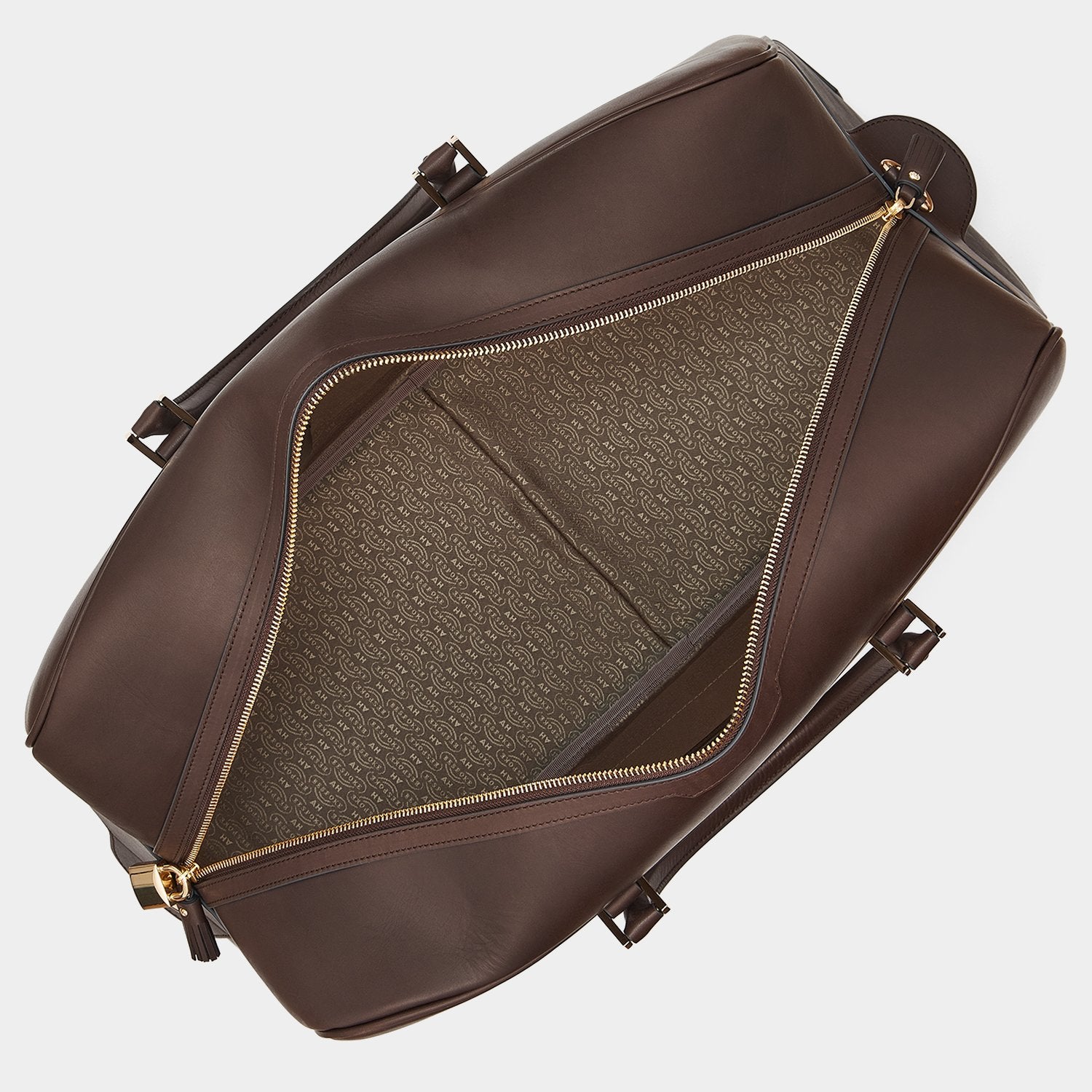 ビスポーク ウィークエンド ラティマー -

                  
                    Butter Leather in Chocolate -
                  

                  Anya Hindmarch JP
