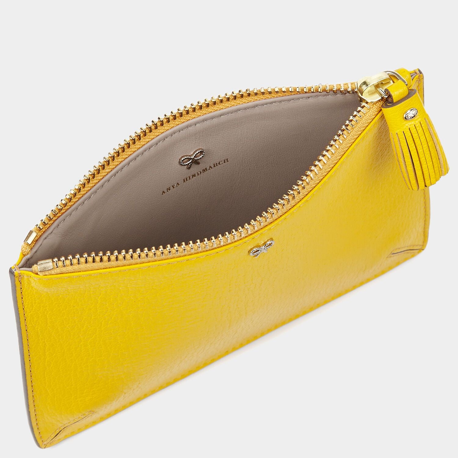 ビスポーク ルースポケット スモール -

                  

                  Anya Hindmarch JP
