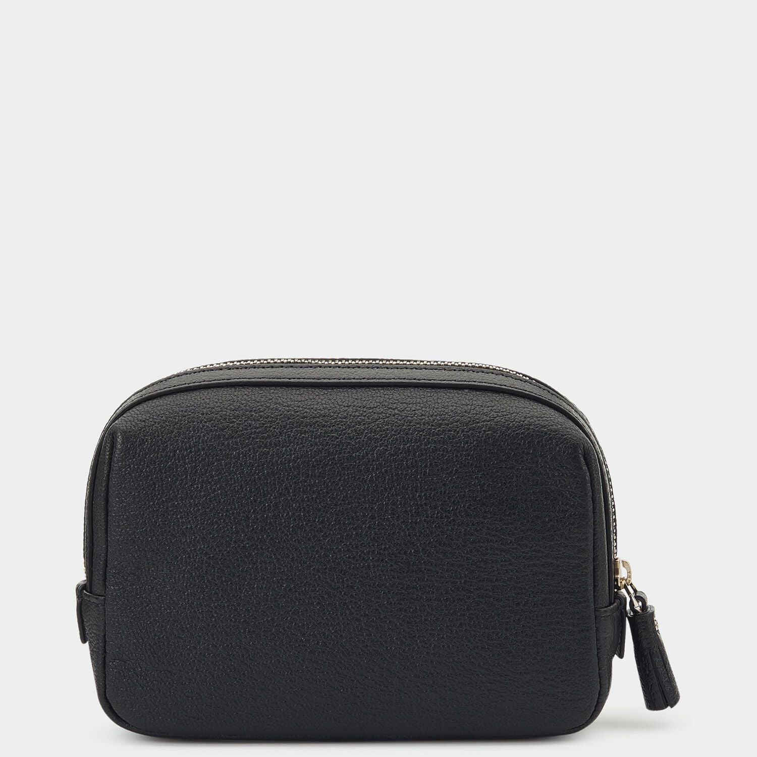 ビスポーク ポーチ スモール -

                  

                  Anya Hindmarch JP
