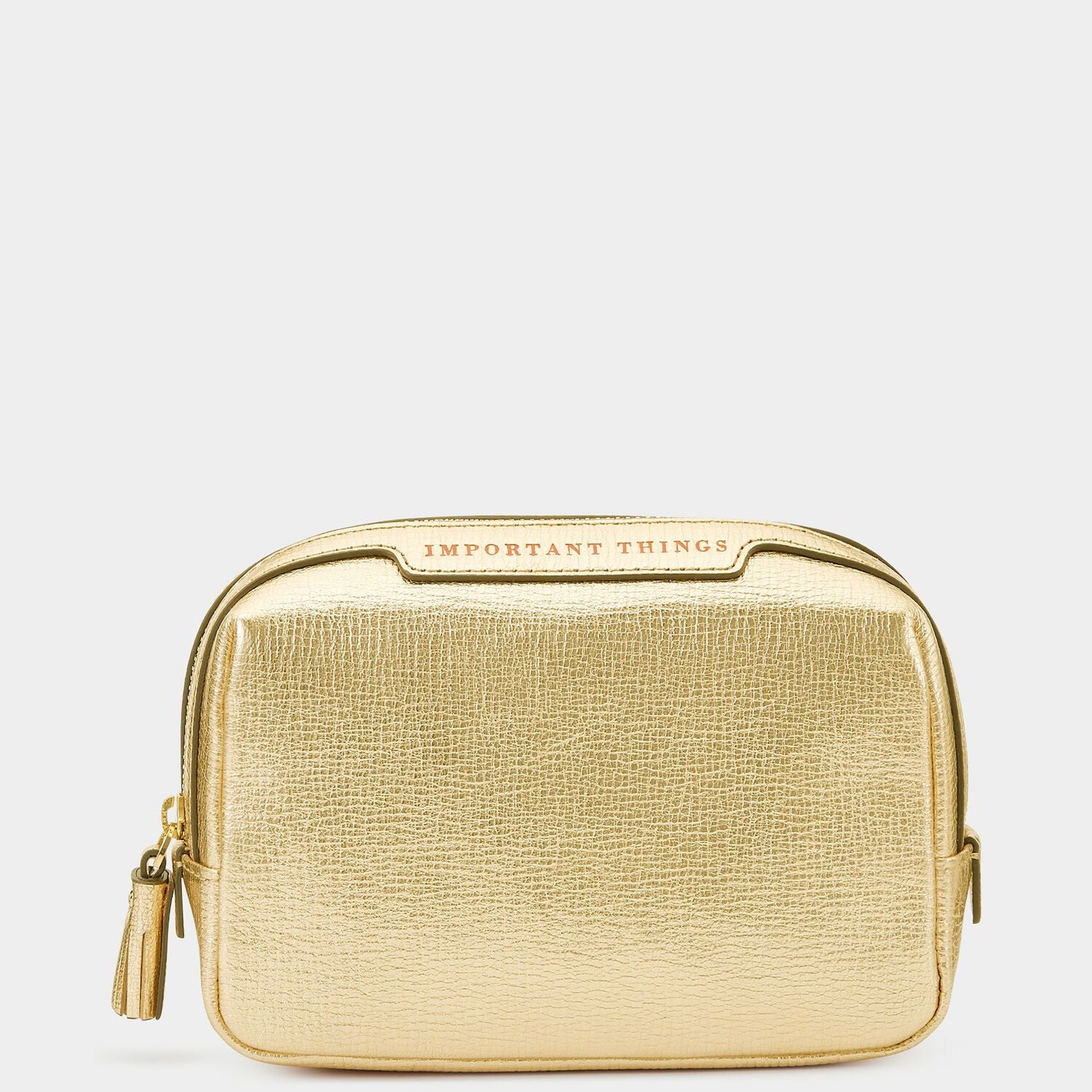 ビスポーク ポーチ スモール -

                  

                  Anya Hindmarch JP
