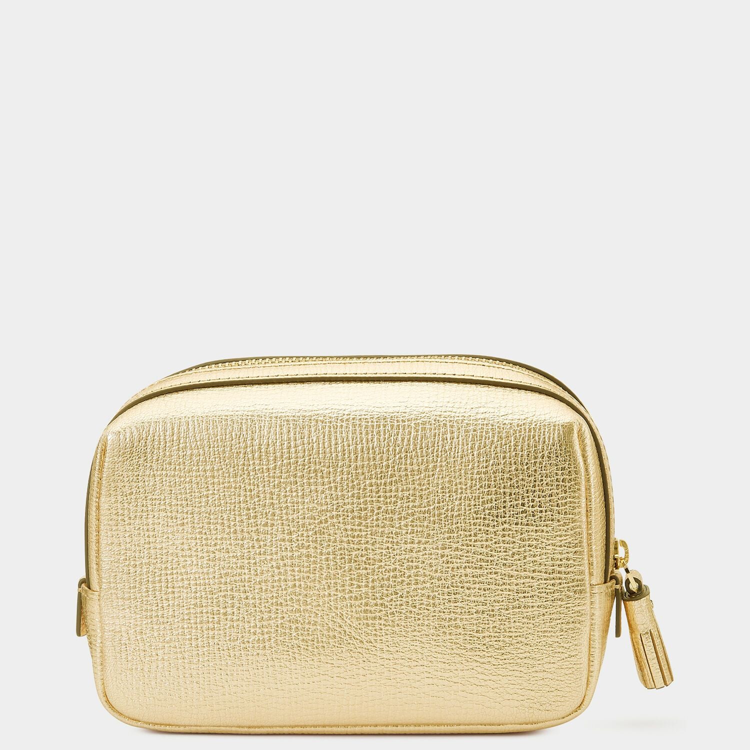 ビスポーク ポーチ スモール -

                  

                  Anya Hindmarch JP
