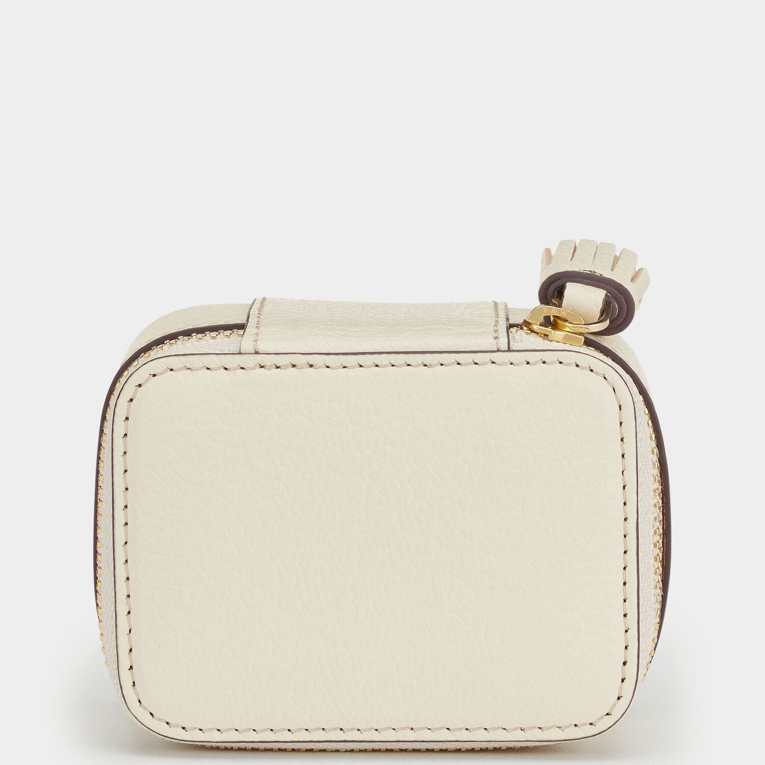 ビスポーク キープセイク ボックス スモール -

          
            Capra in Bone -
          

          Anya Hindmarch JP
