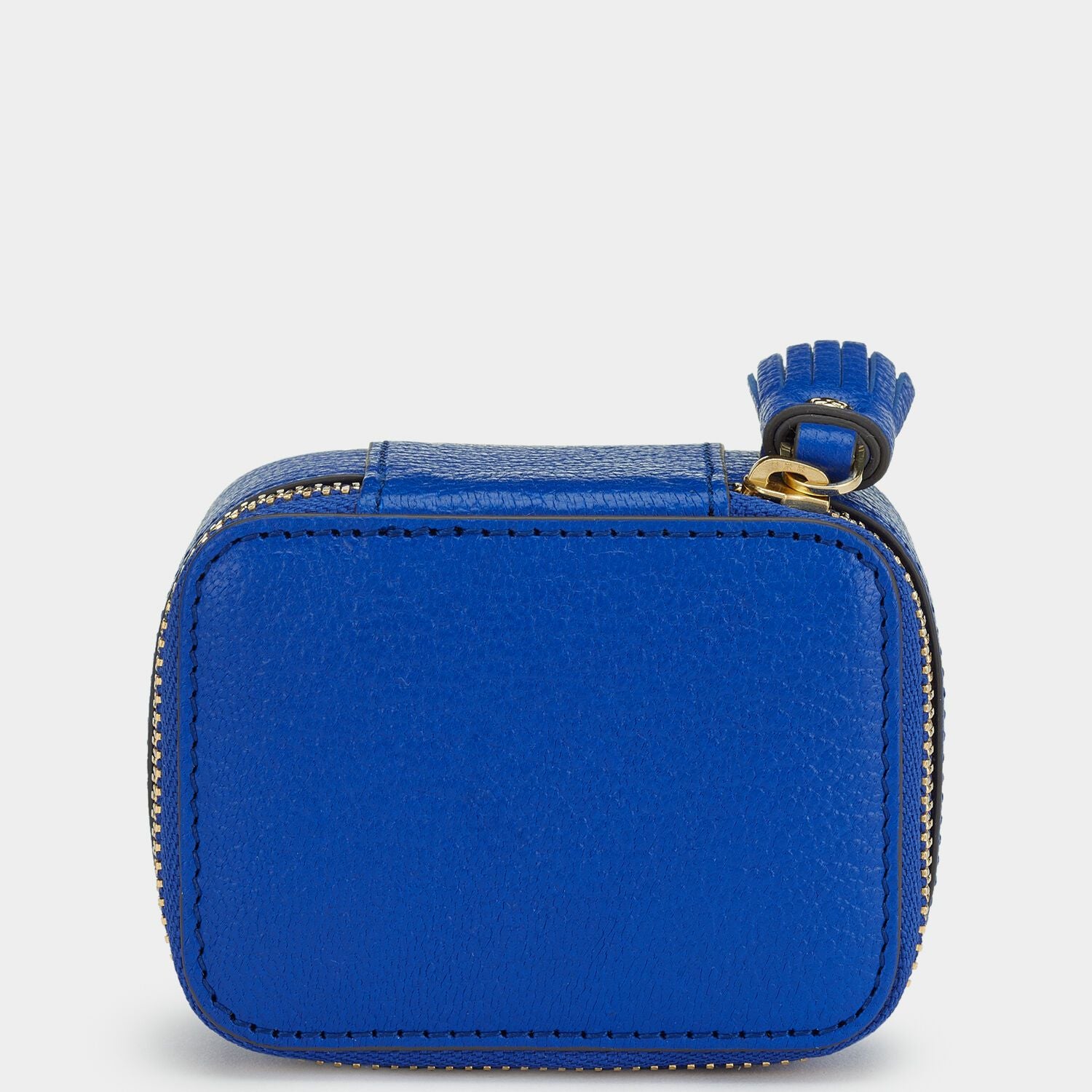 ビスポーク キープセイク ボックス スモール -

                  
                    Capra in Electric Blue -
                  

                  Anya Hindmarch JP

