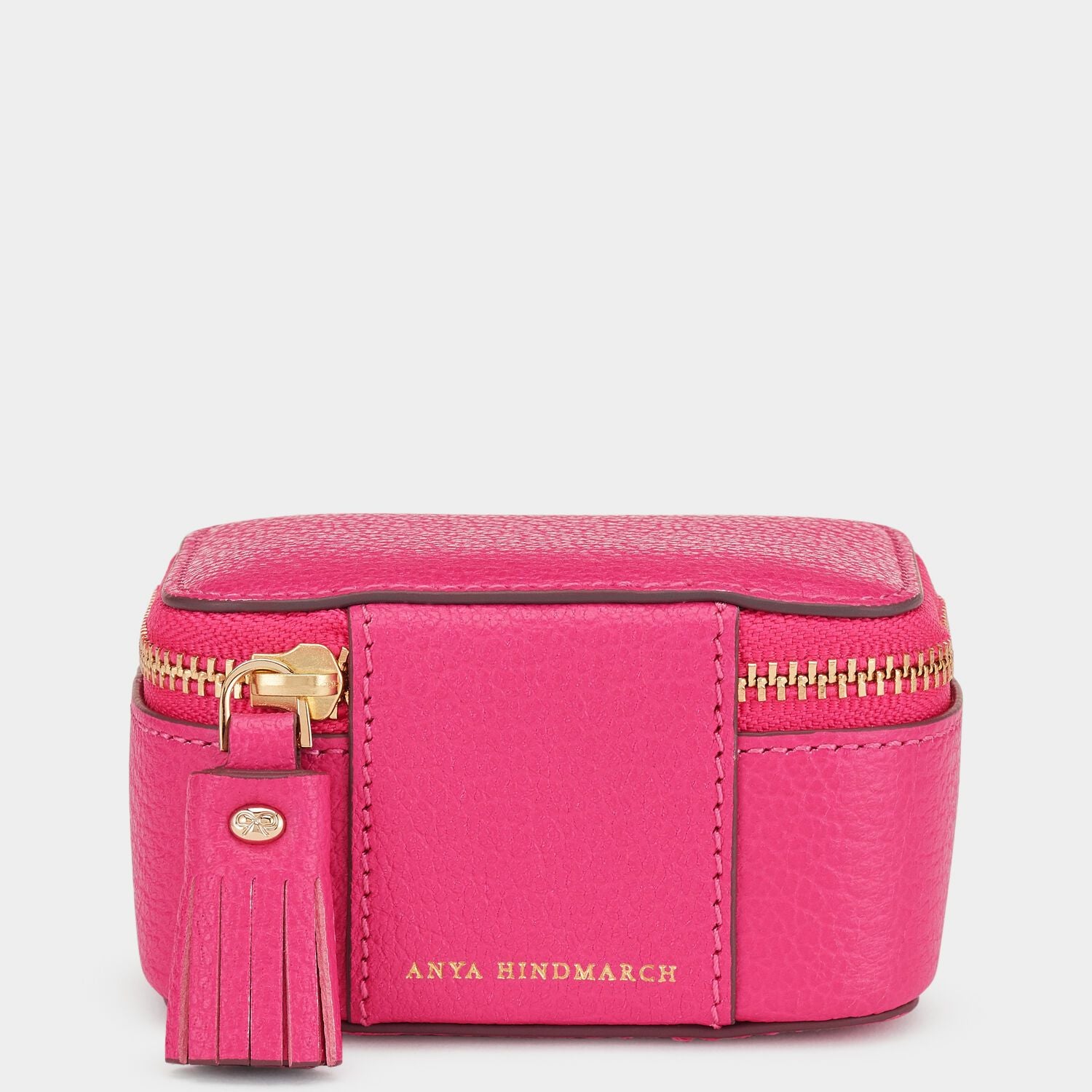 ビスポーク キープセイク ボックス スモール -

                  
                    Capra in Pink -
                  

                  Anya Hindmarch JP
