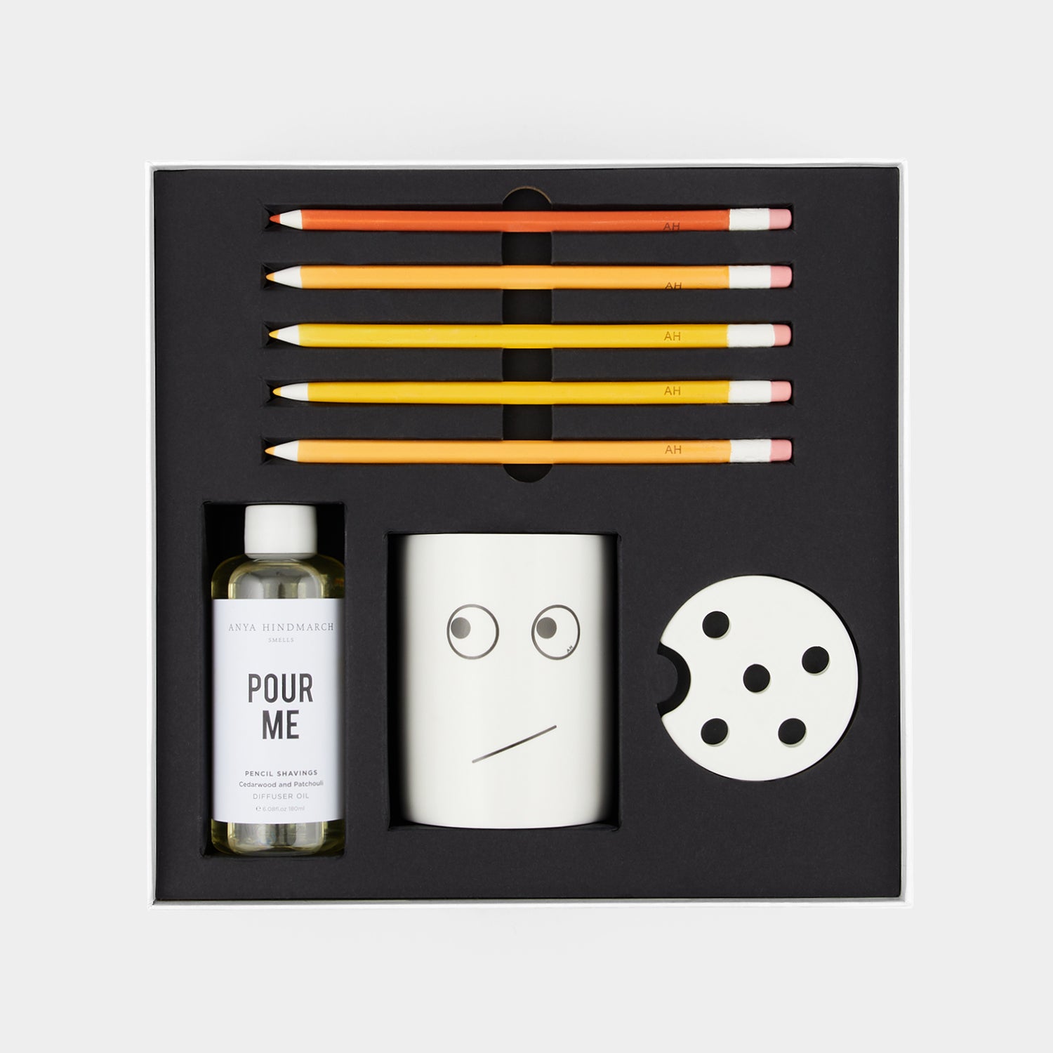 ペンシル シェービング ディフューザー -

                  
                    Oils in Natural -
                  

                  Anya Hindmarch JP
