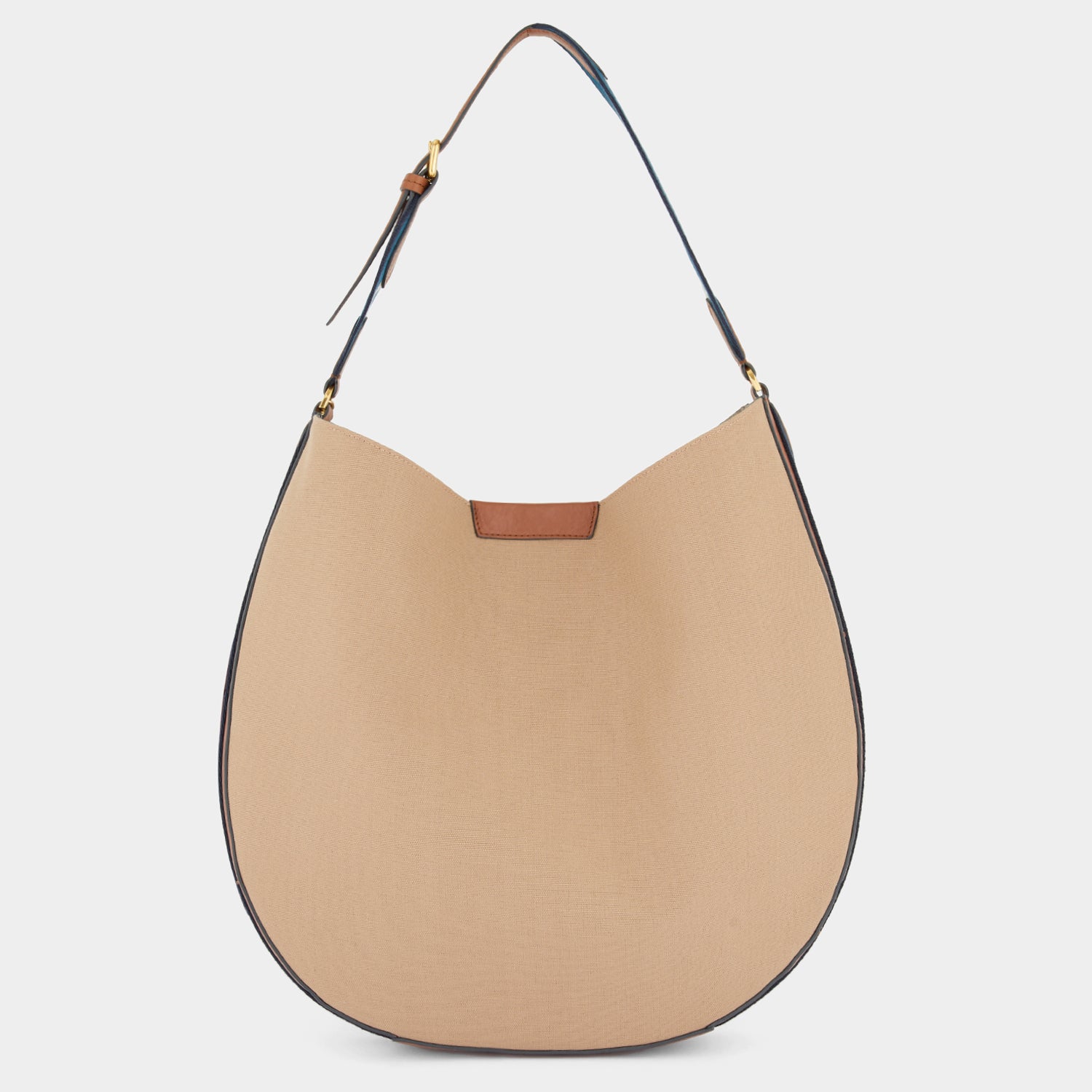 ビスポーク ウォルトン  ホーボー -

          
            Recycled Canvas In Tan -
          

          Anya Hindmarch JP
